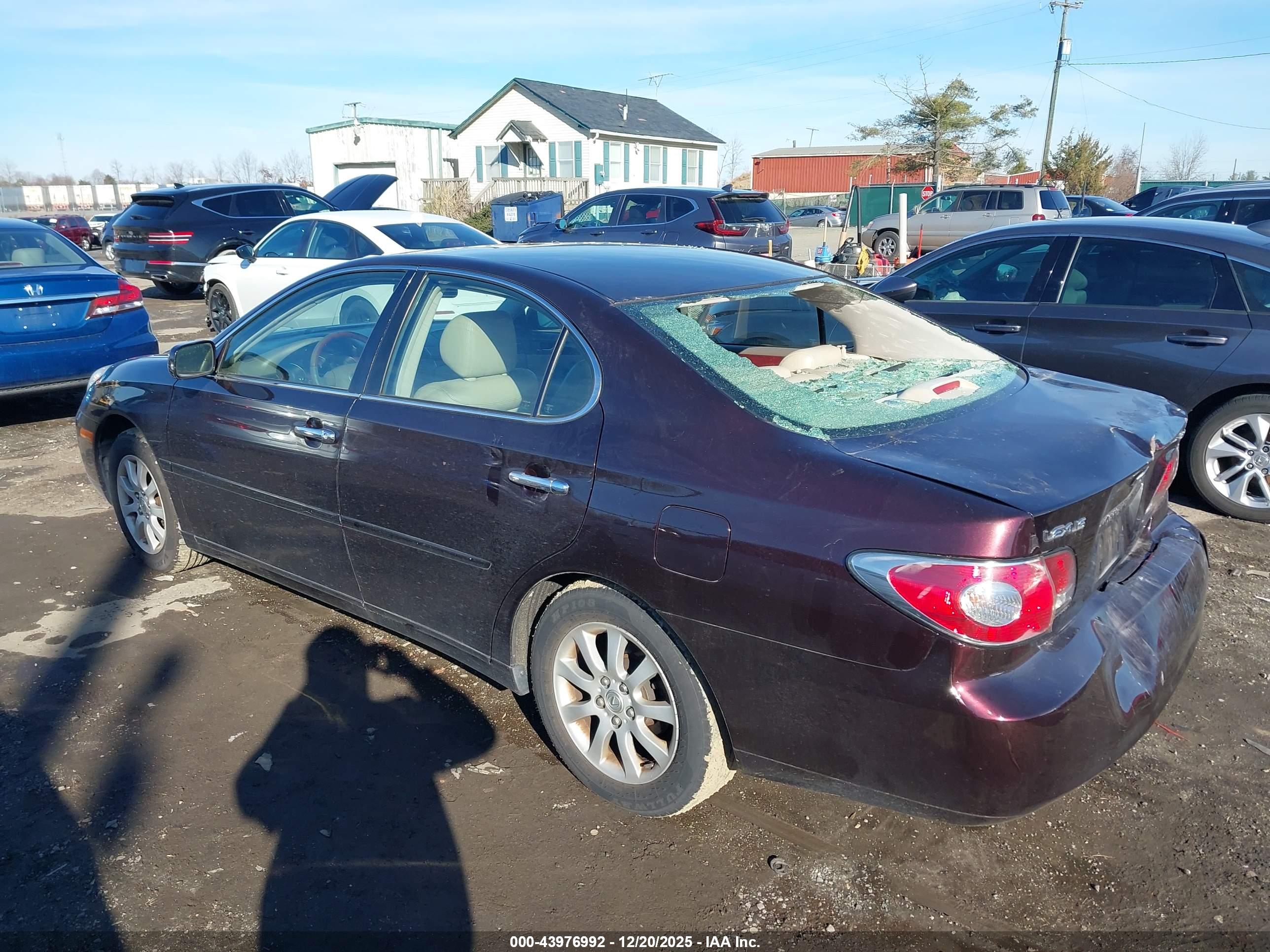 LEXUS ES image 3