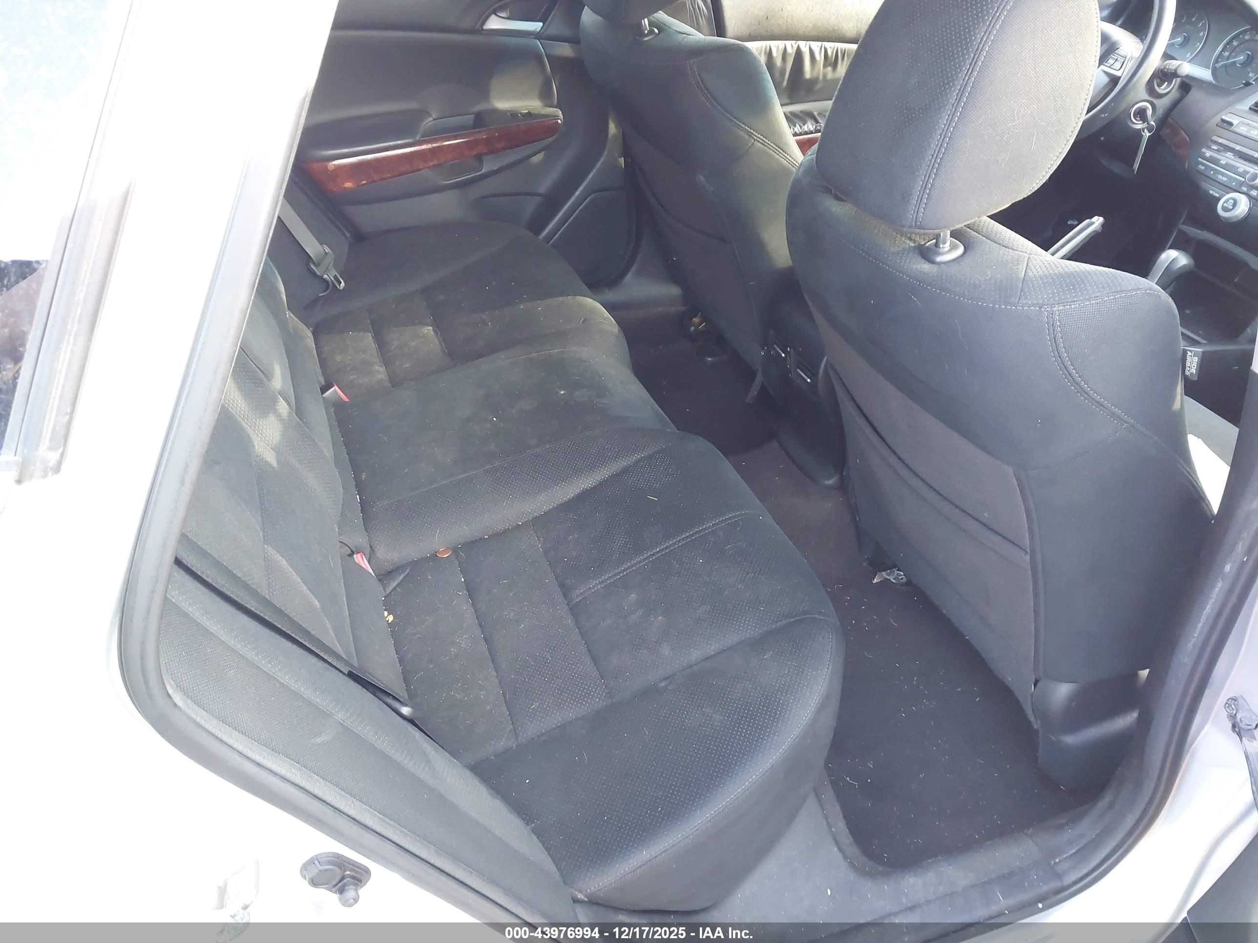 HONDA CROSSTOUR image 8