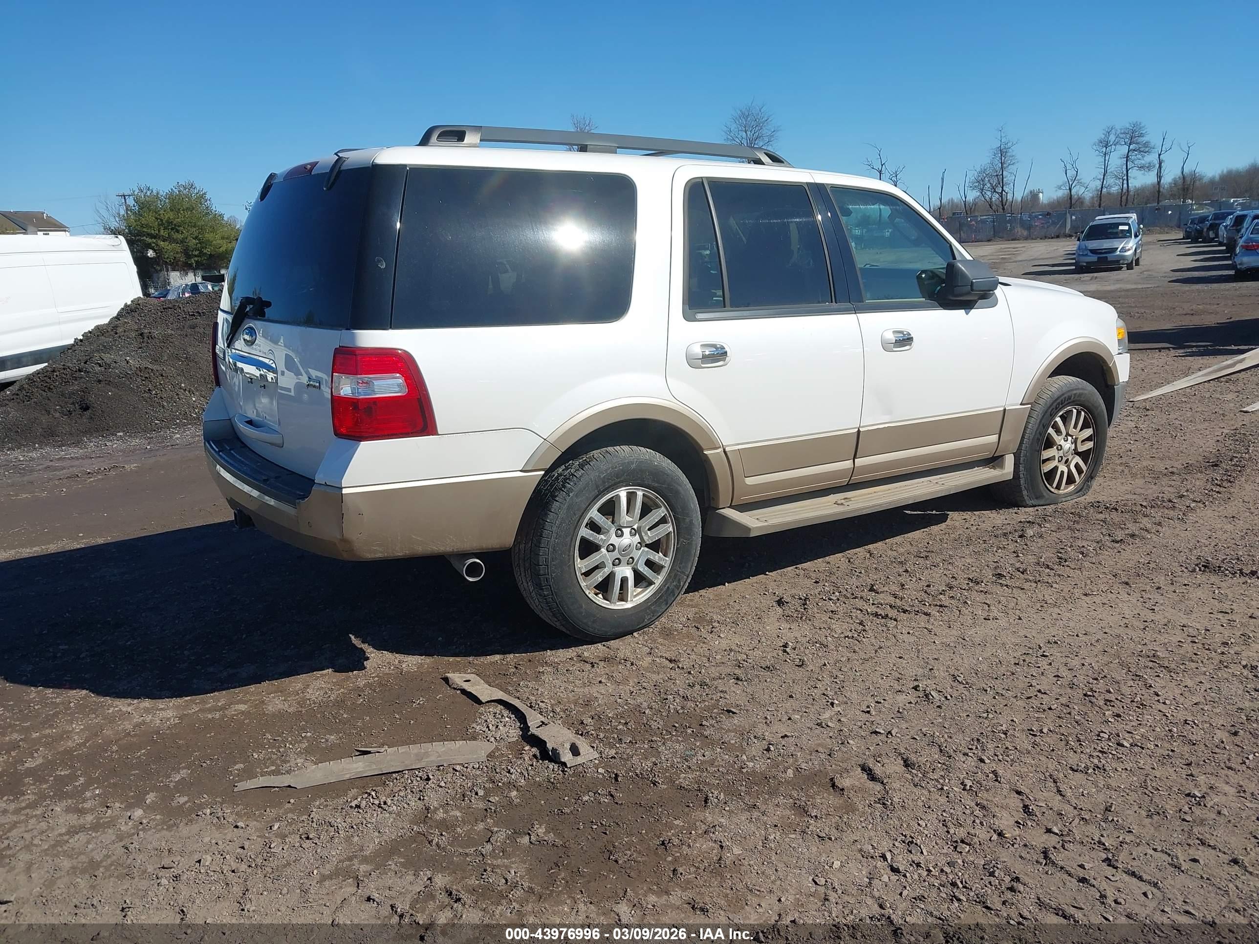 FORD EXPEDITION image 4