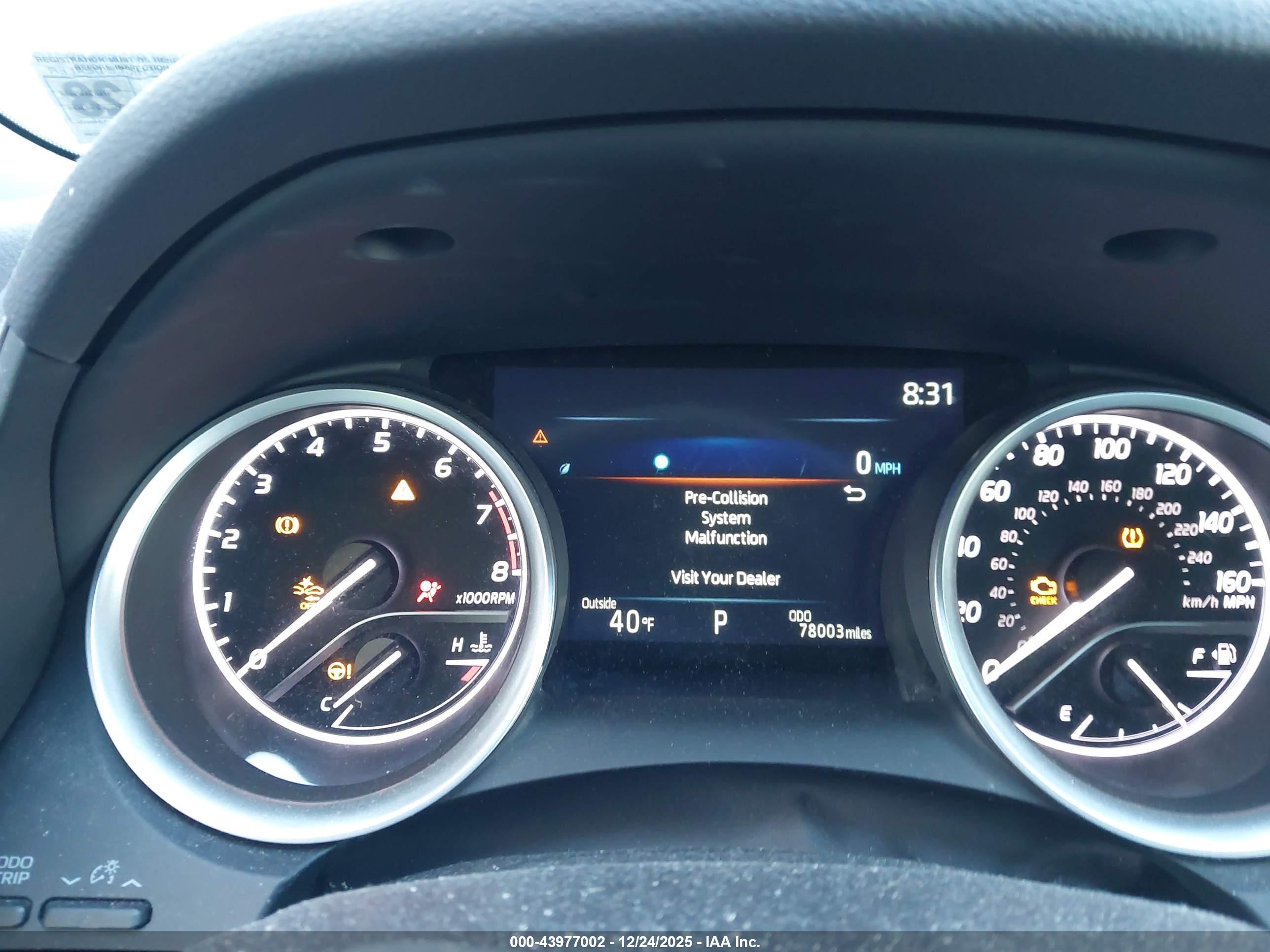 TOYOTA CAMRY image 7