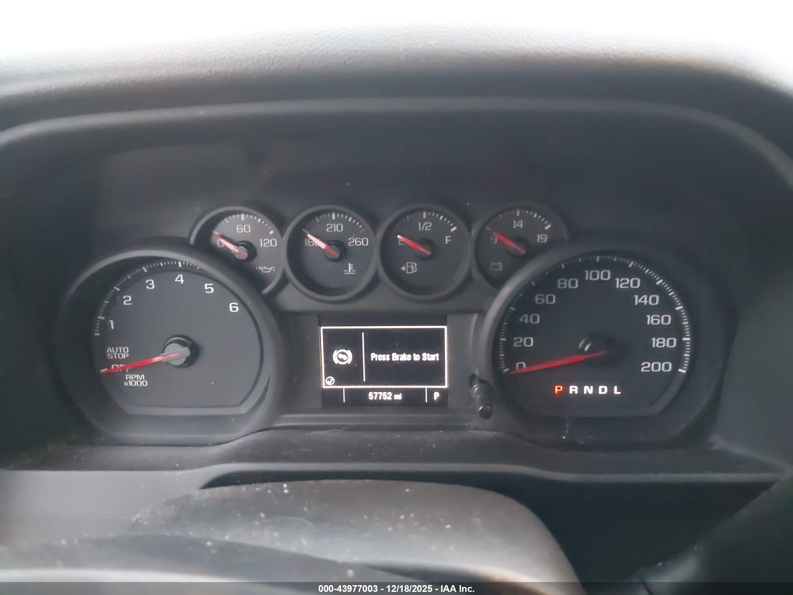 CHEVROLET SILVERADO image 7