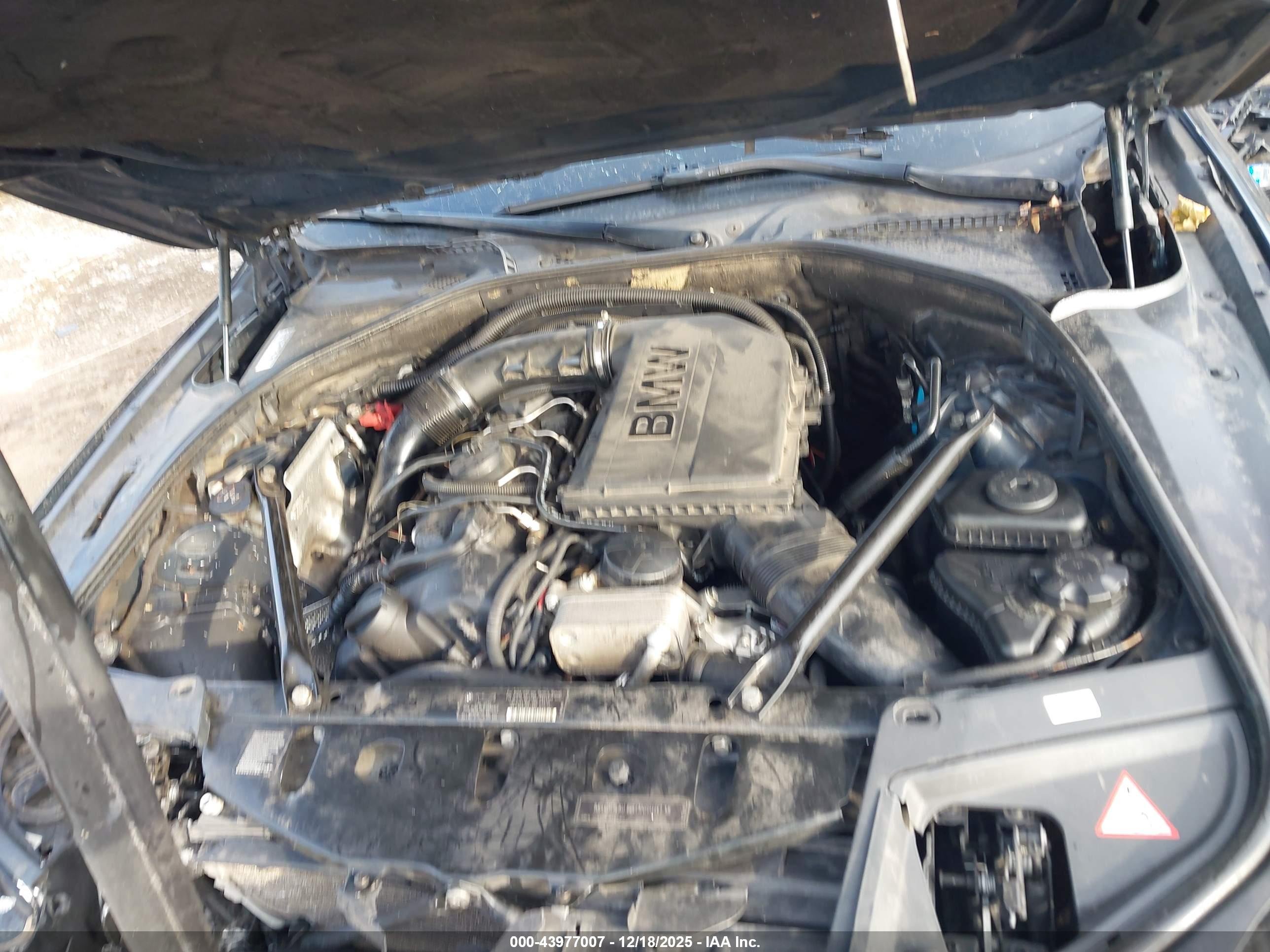 BMW 535I image 10