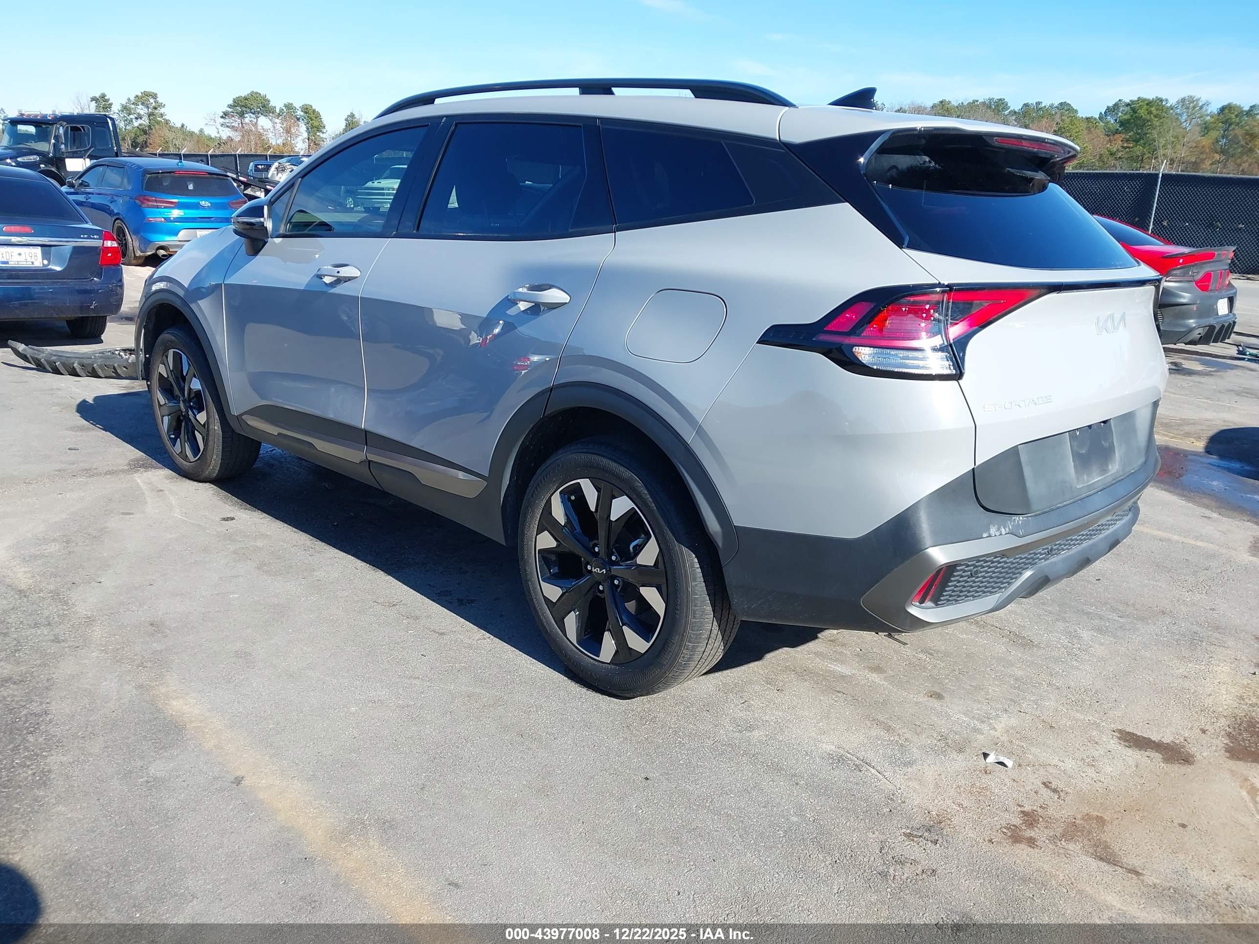 KIA SPORTAGE image 3