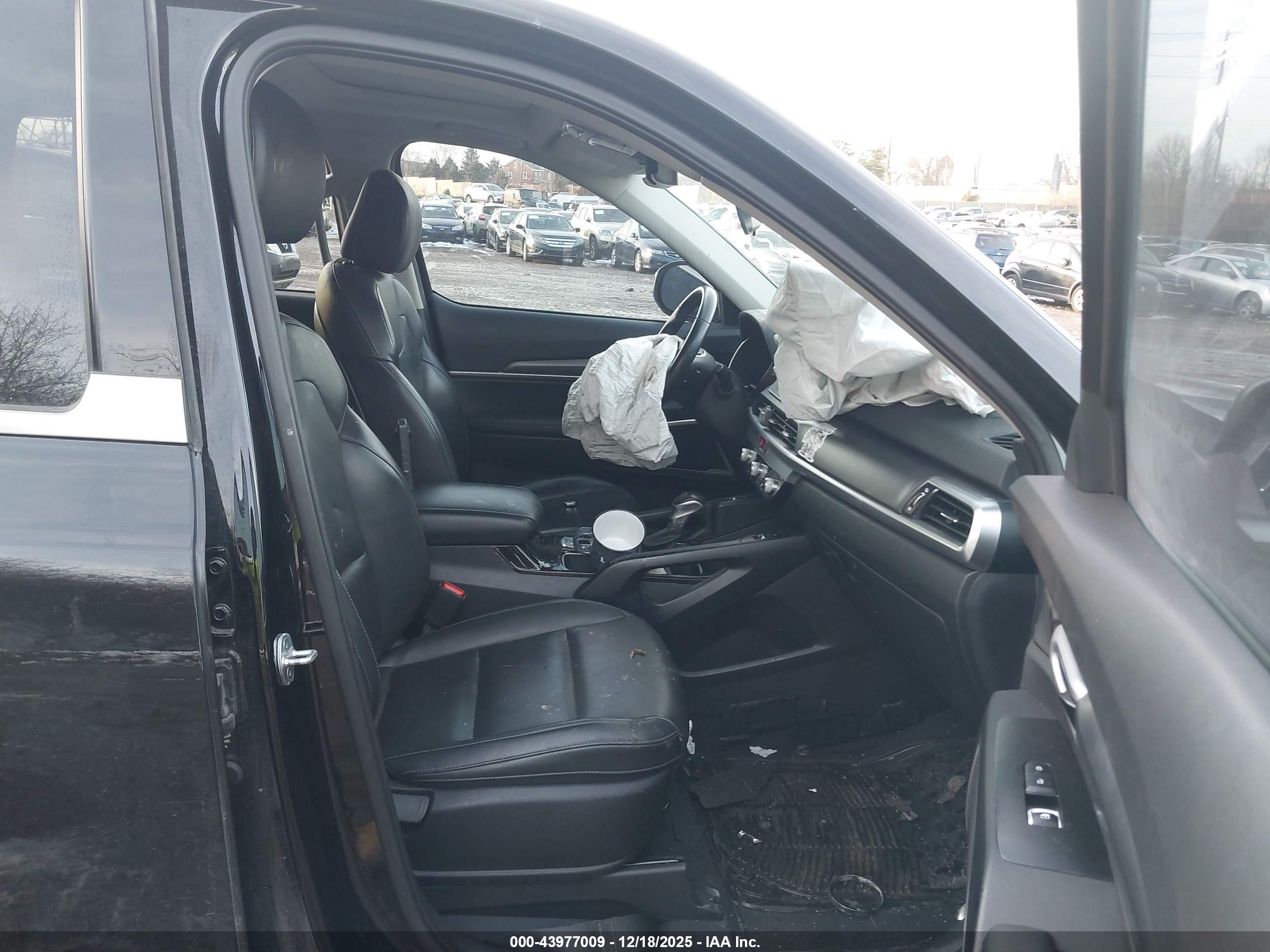 KIA TELLURIDE image 5