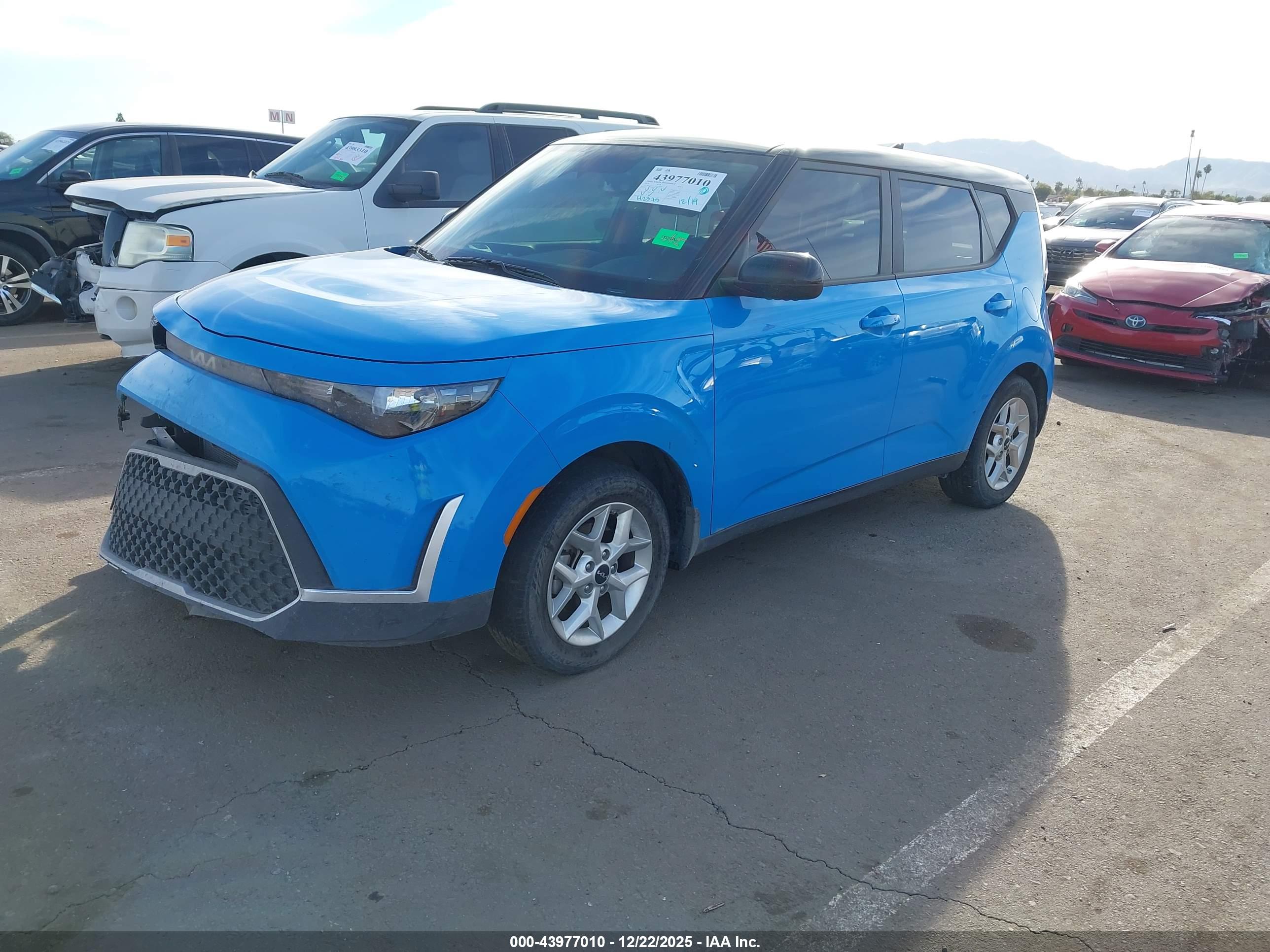 KIA SOUL image 2