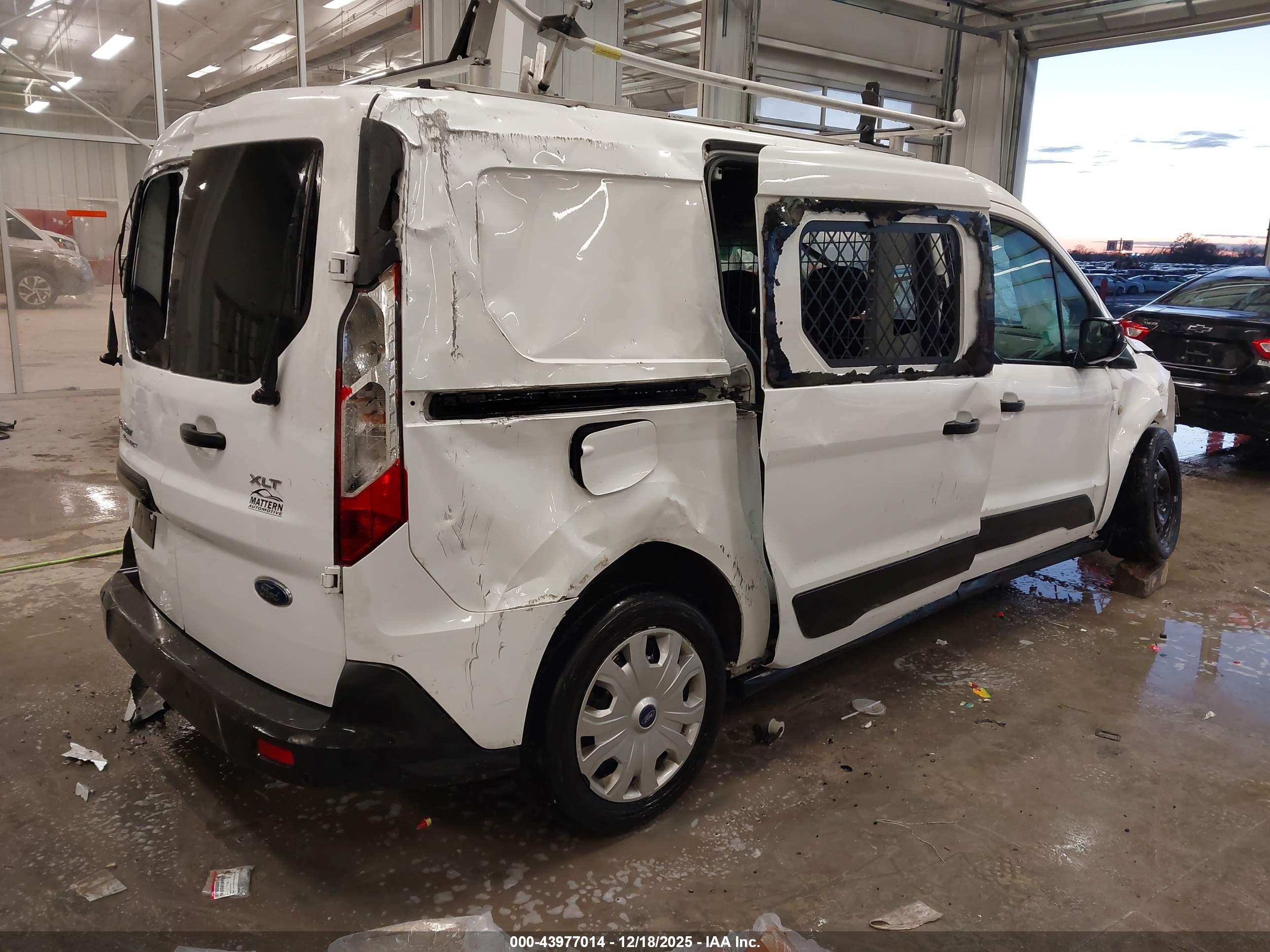 FORD TRANSIT image 4