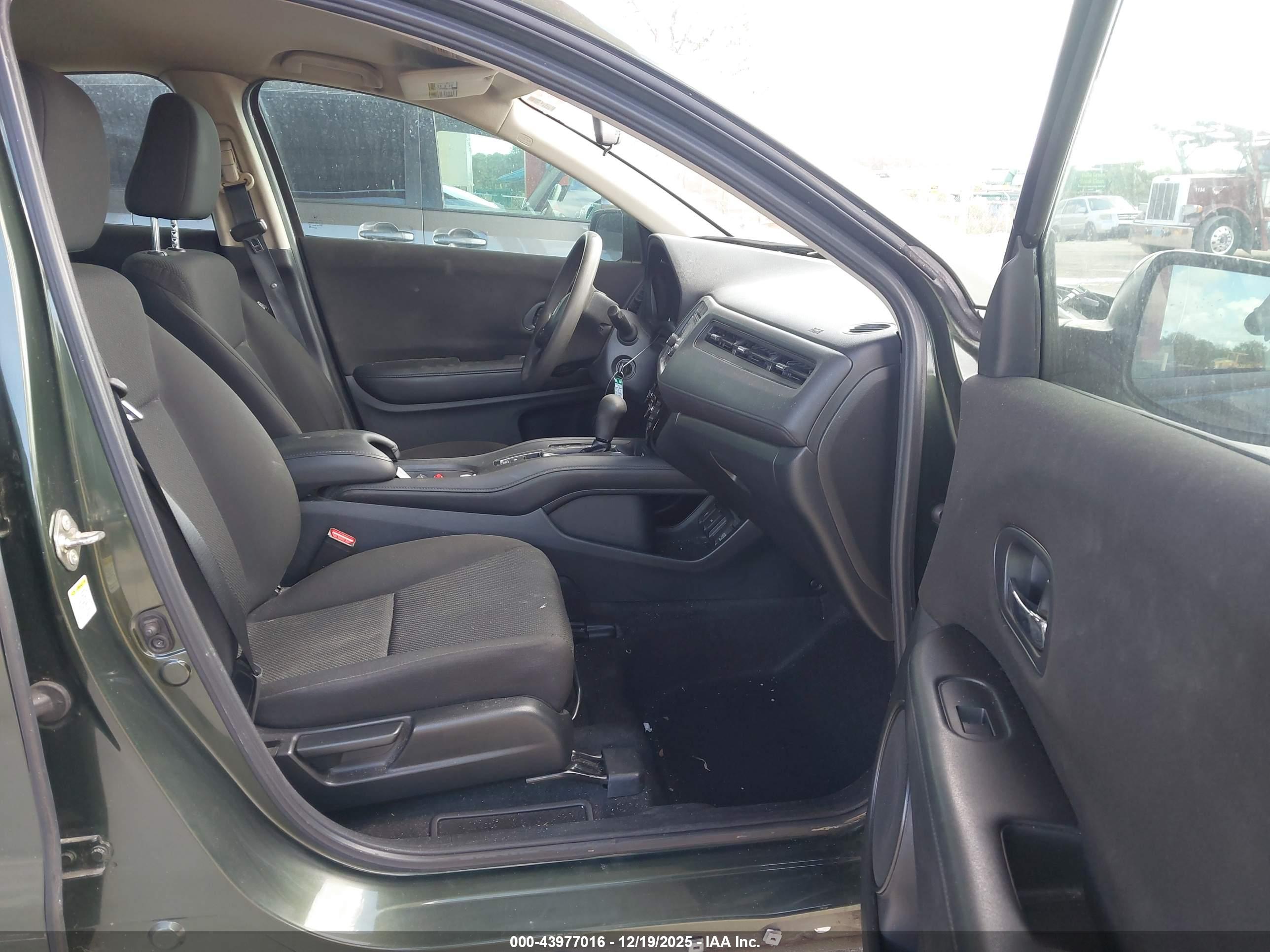 HONDA HR-V image 5