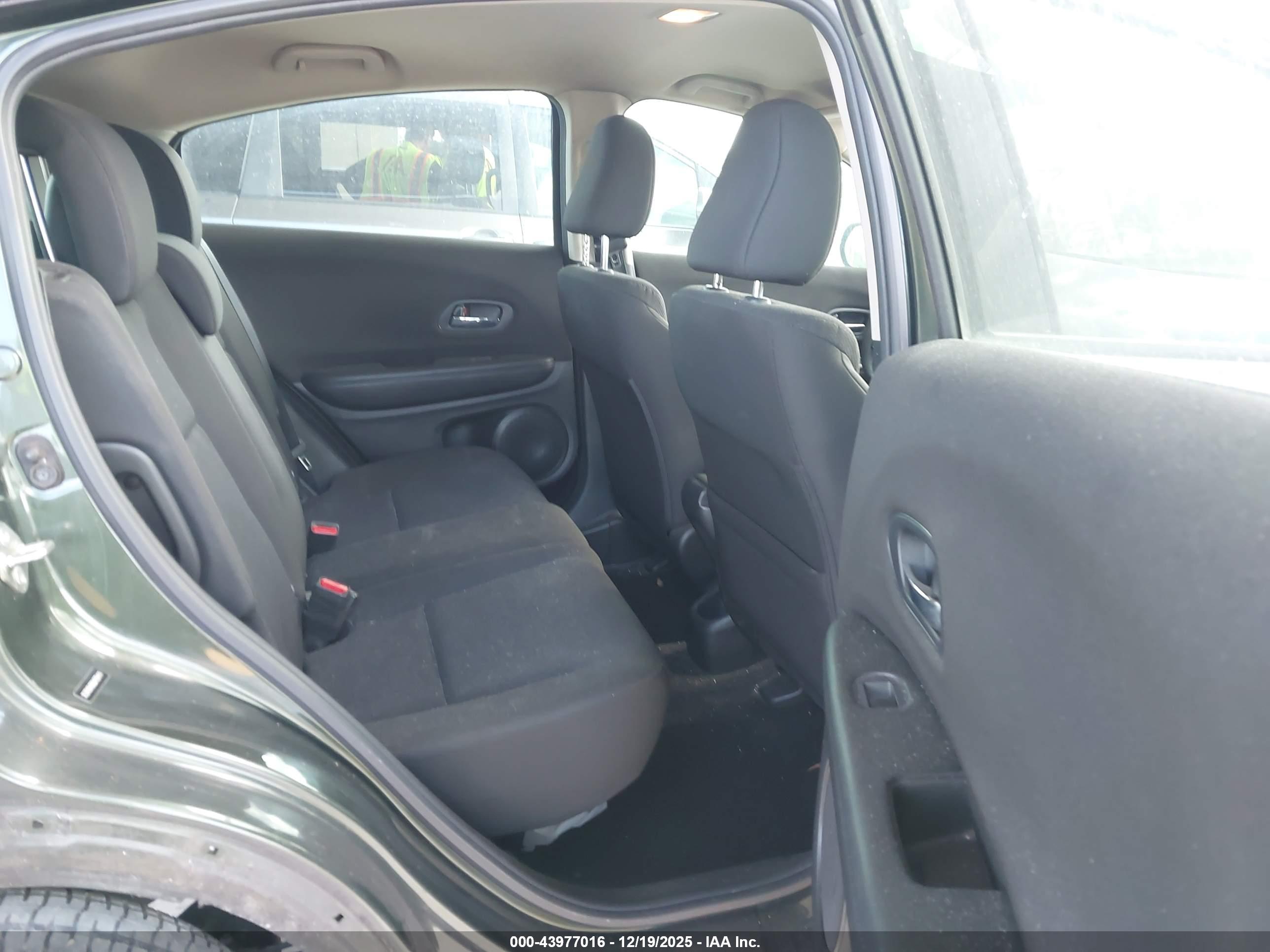 HONDA HR-V image 8
