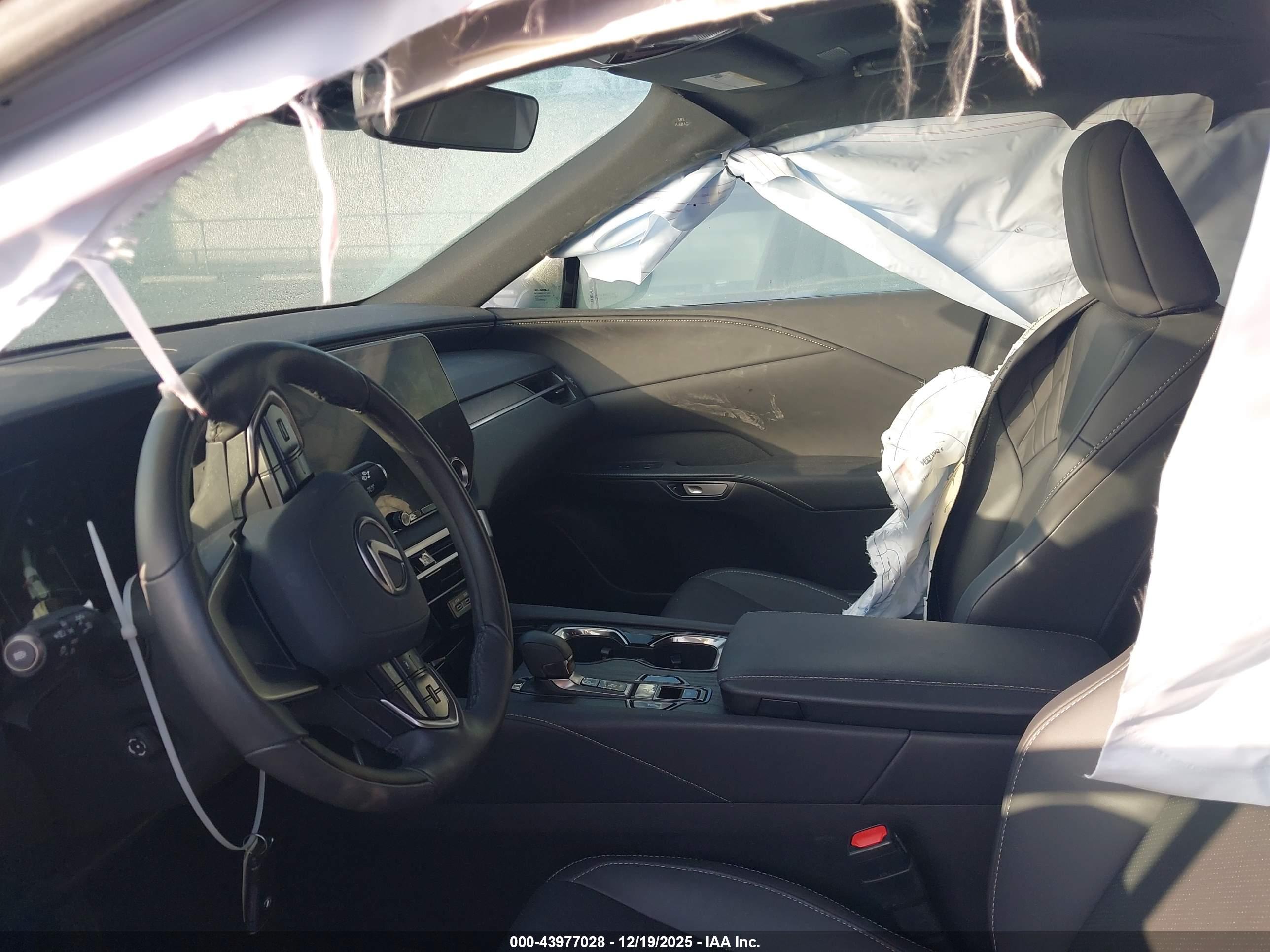 LEXUS RX image 5