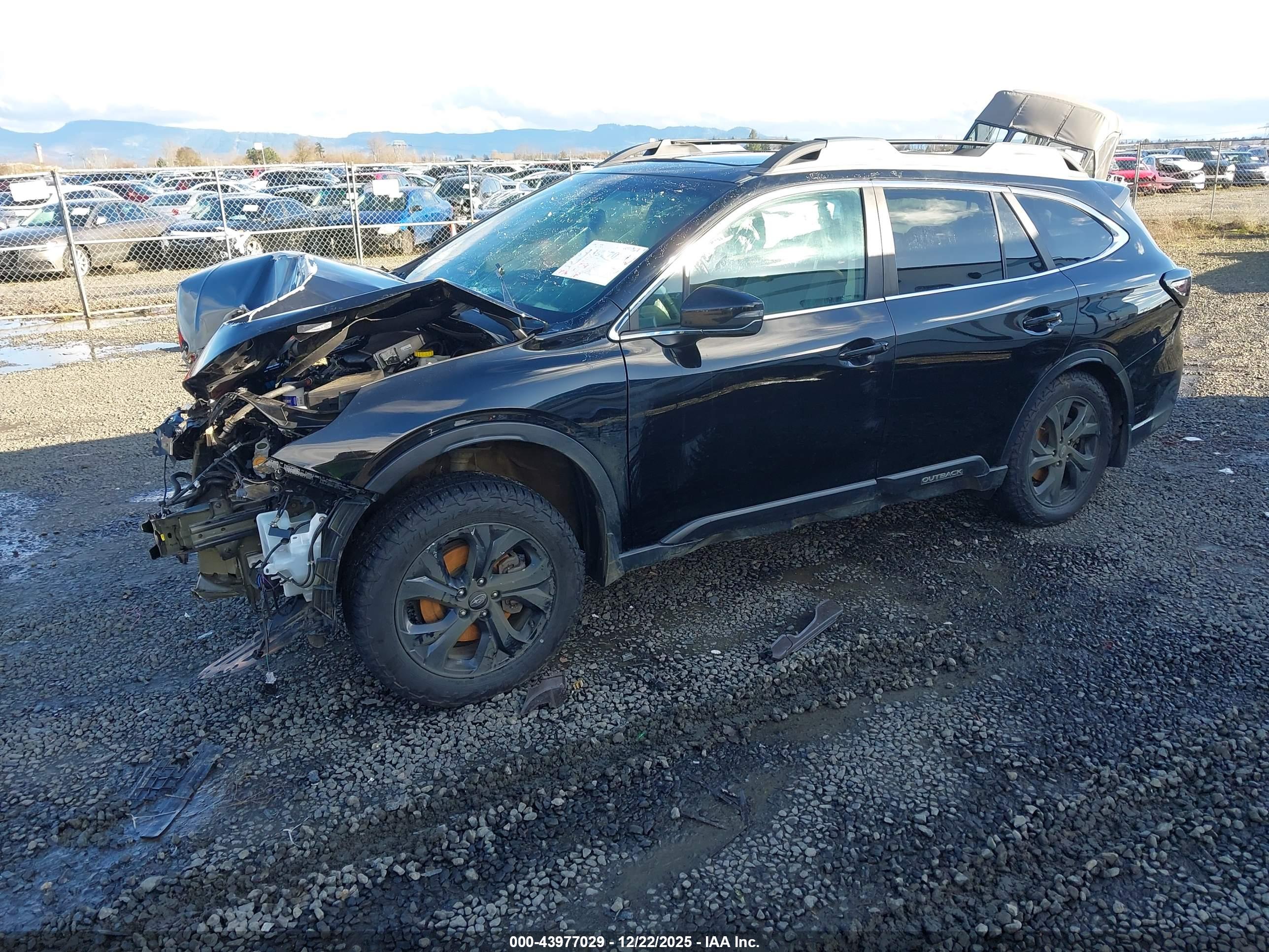 SUBARU OUTBACK image 2