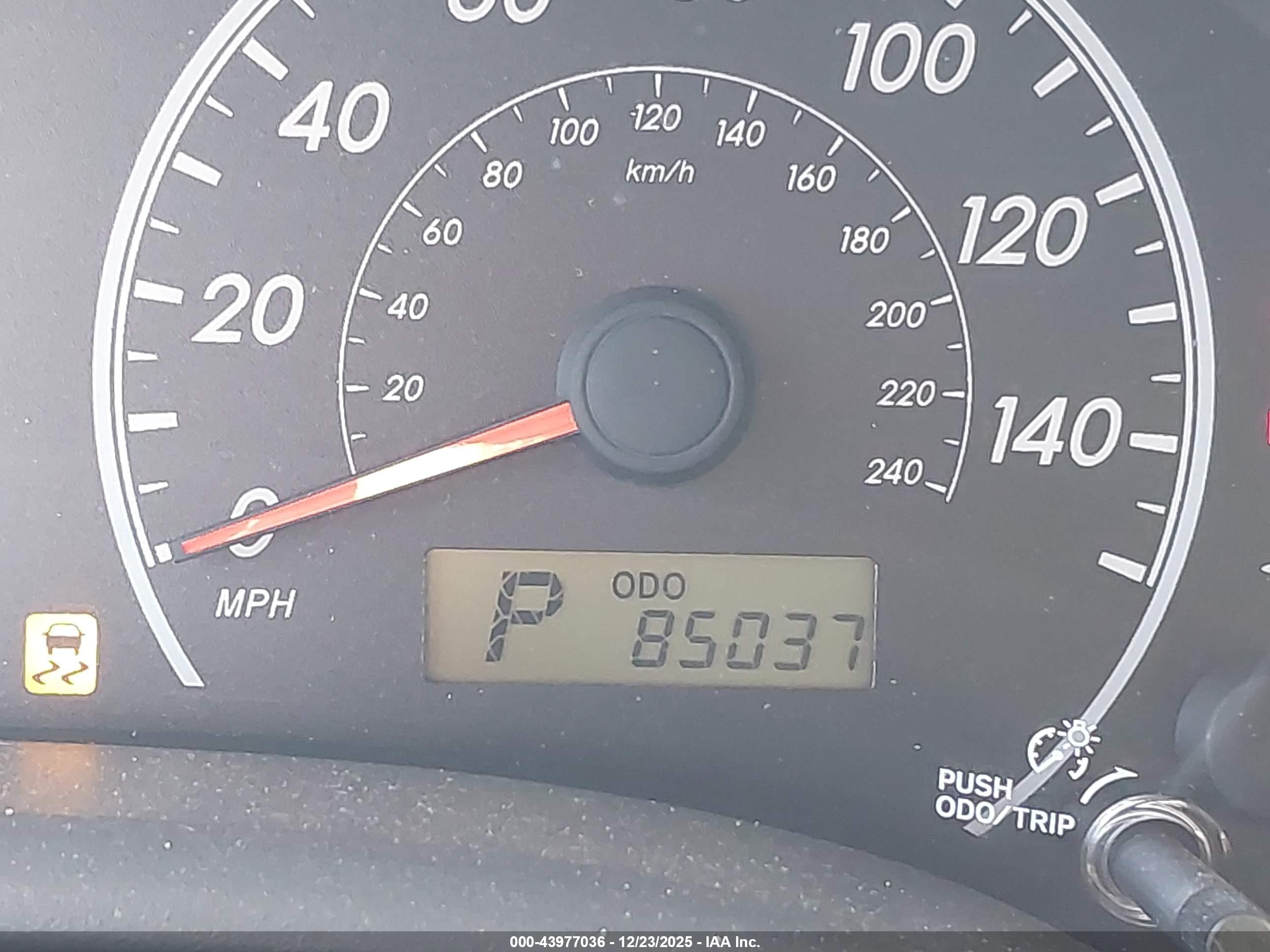 TOYOTA COROLLA image 7