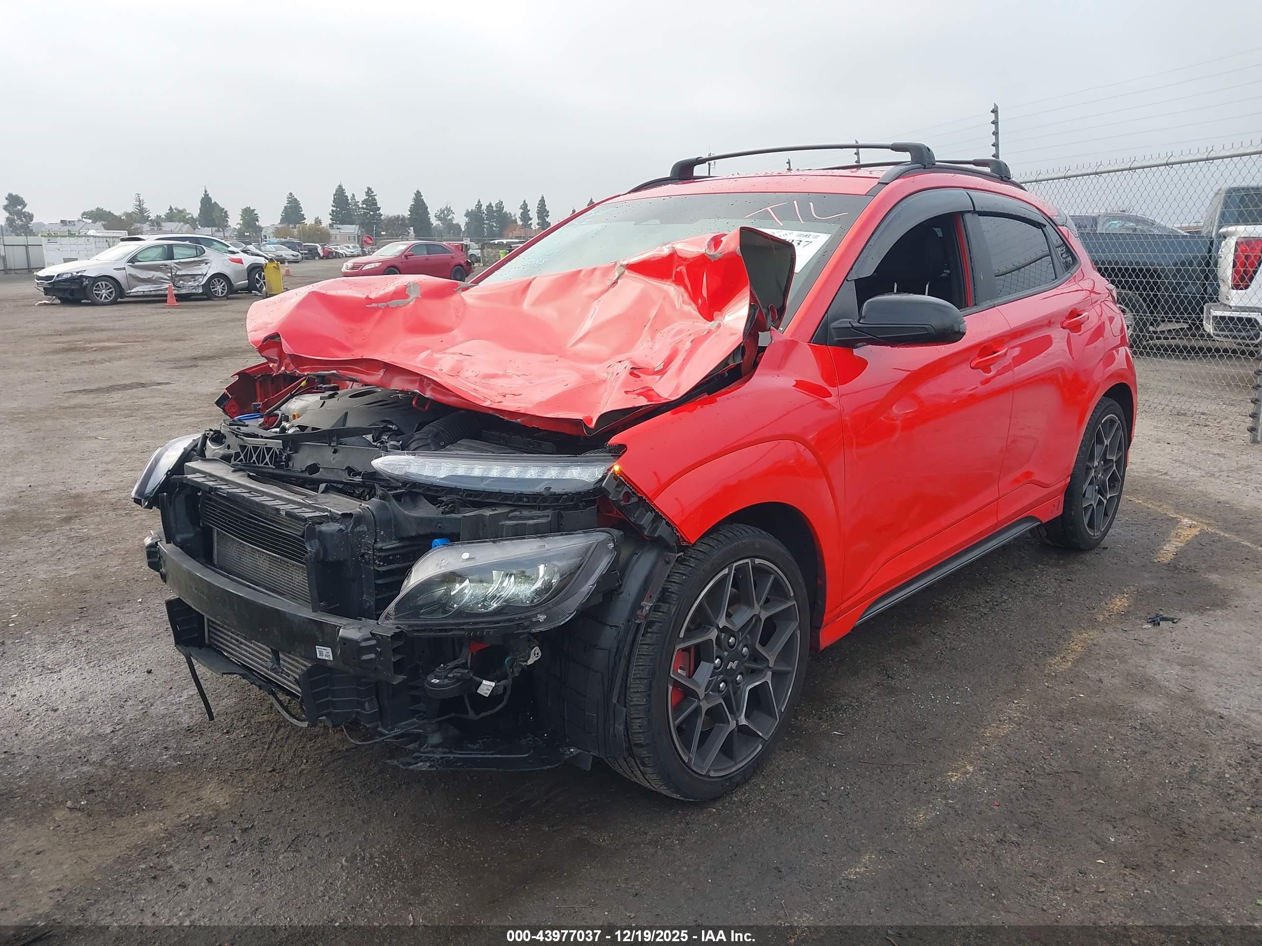 HYUNDAI KONA image 2