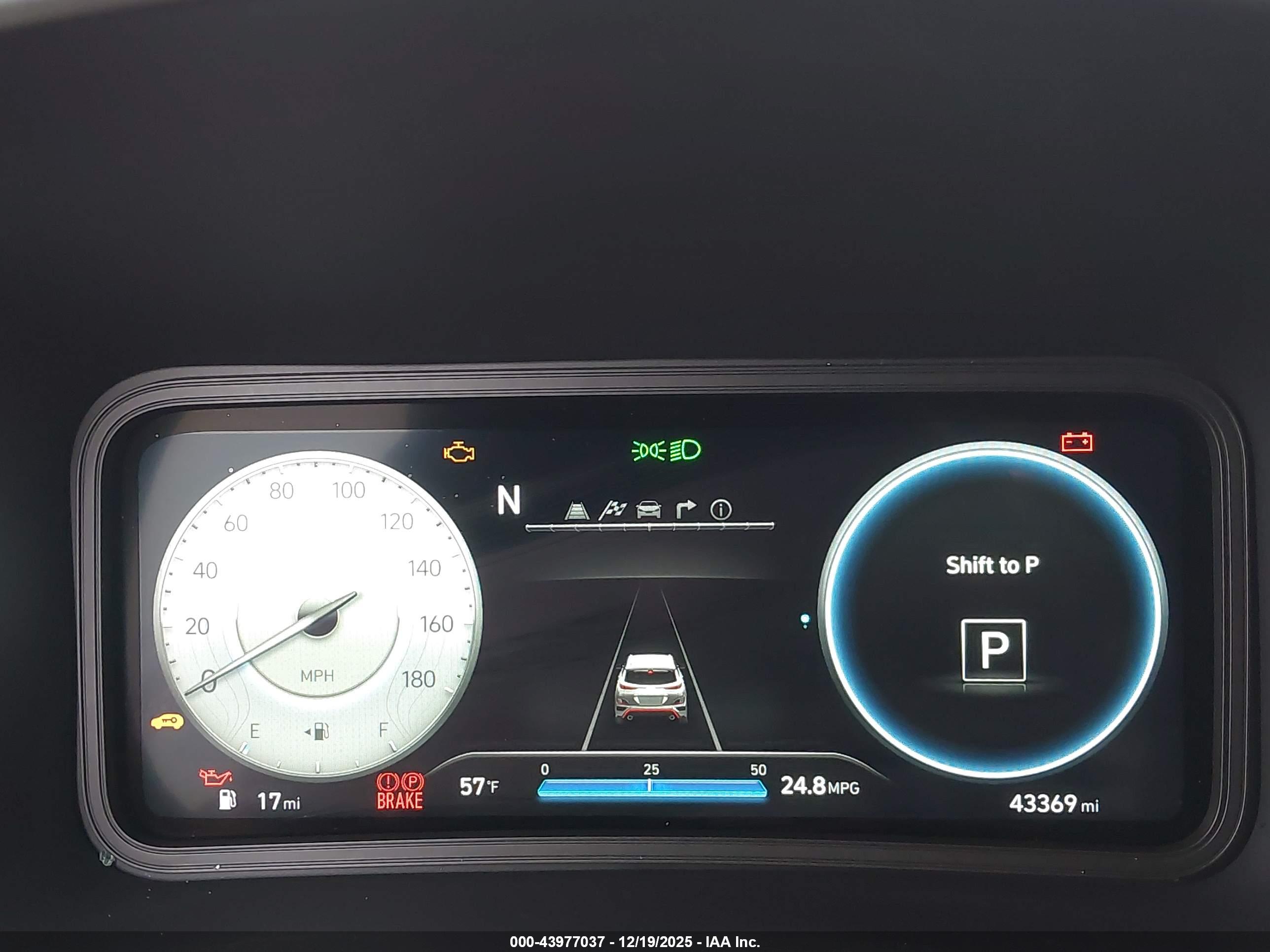 HYUNDAI KONA image 7