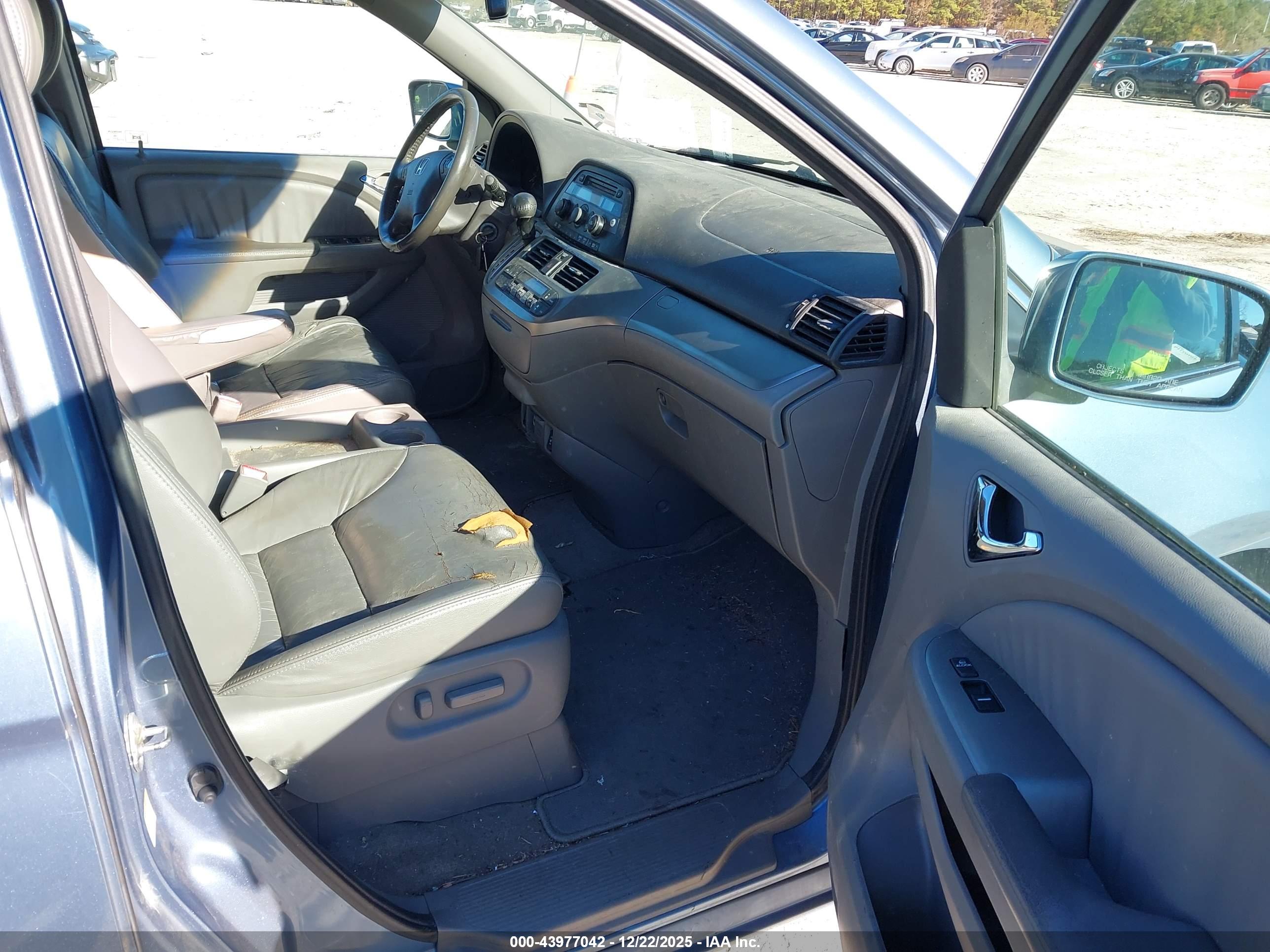 HONDA ODYSSEY image 5