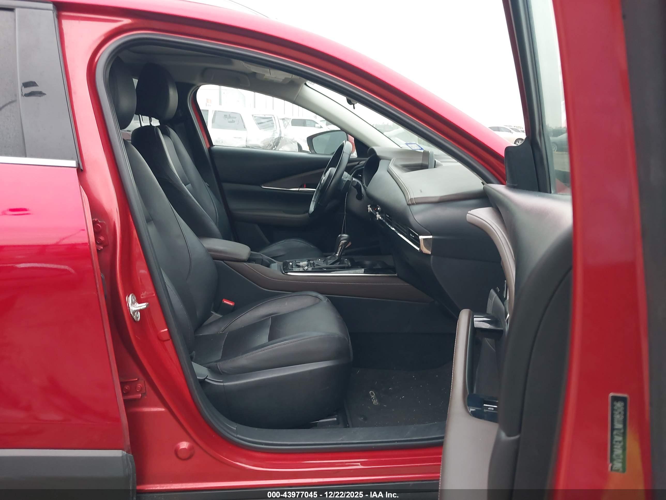 MAZDA CX-30 image 5