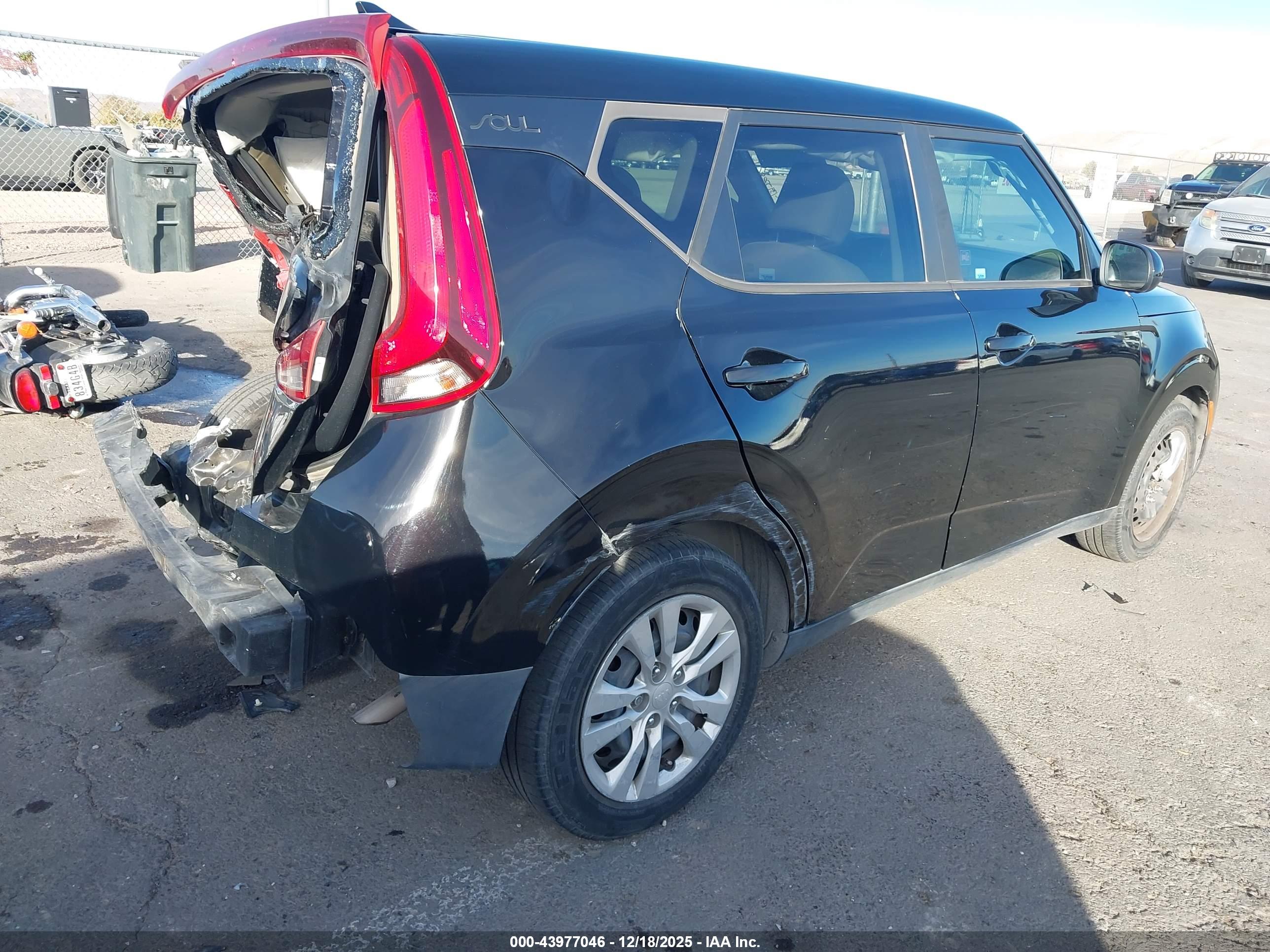 KIA SOUL image 4