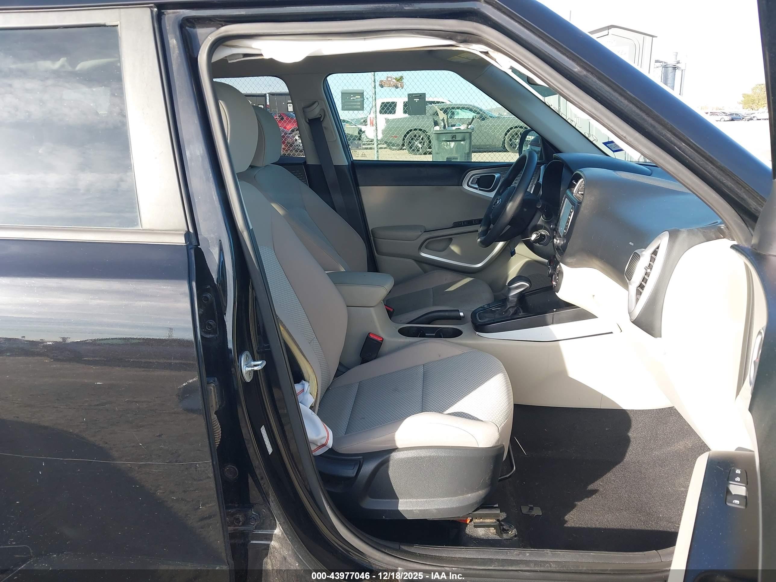KIA SOUL image 5