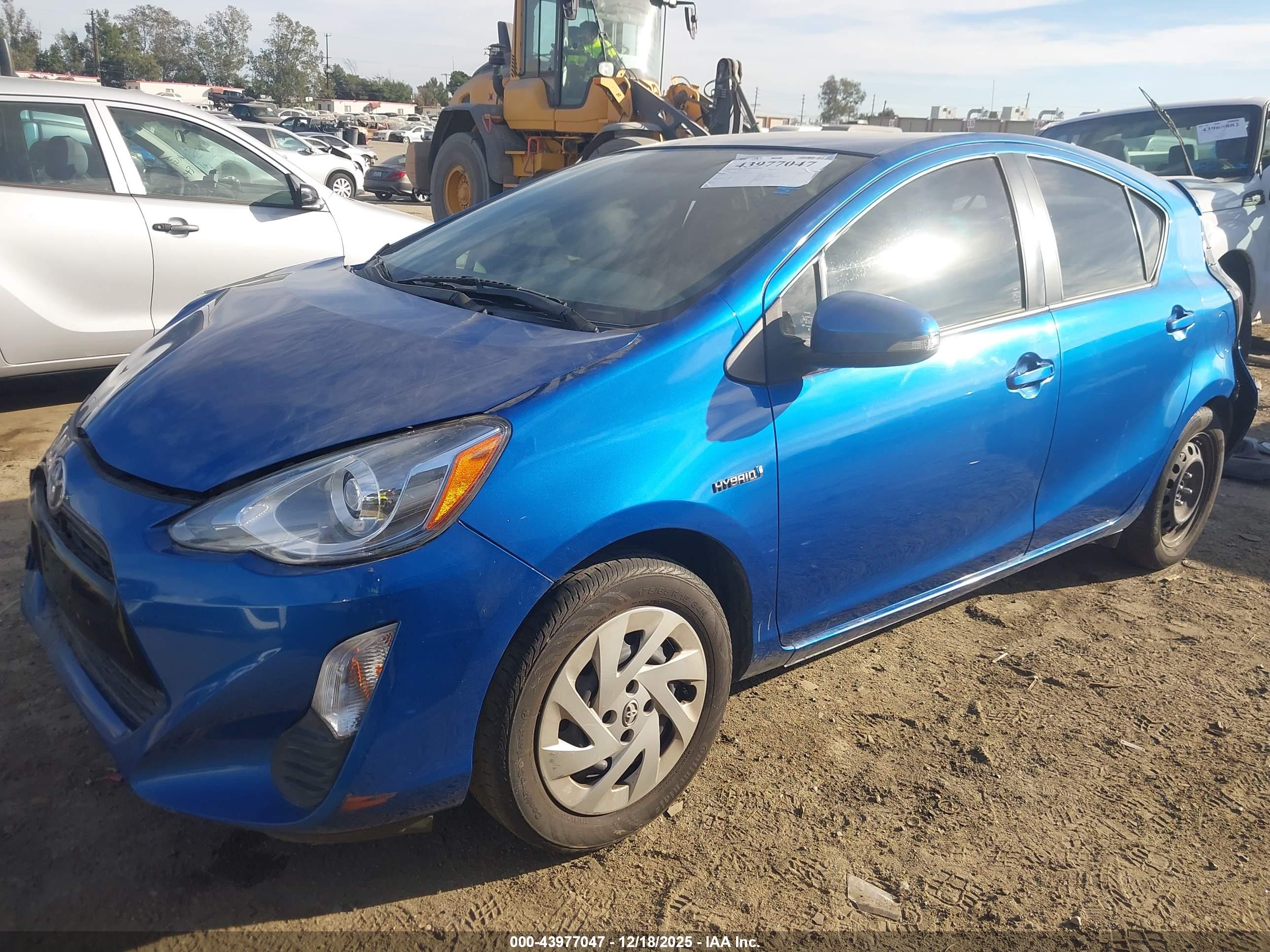 TOYOTA PRIUS image 2