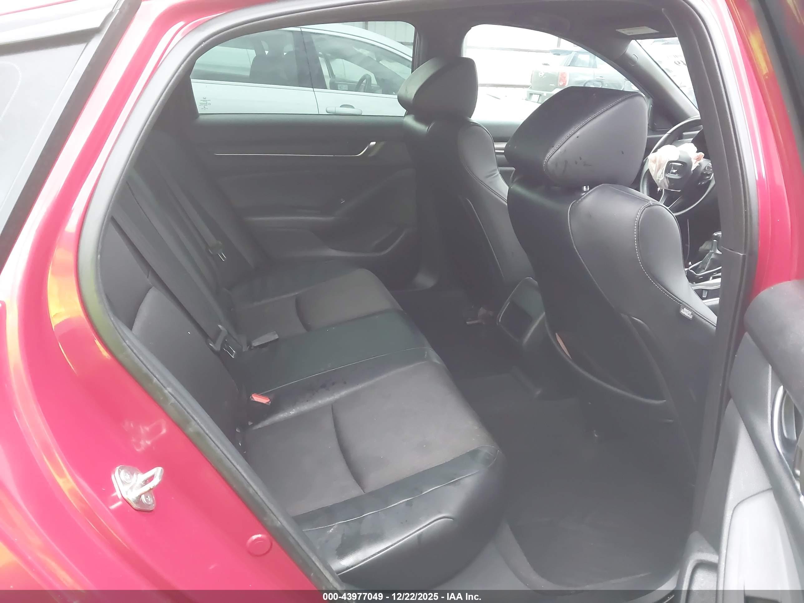 HONDA ACCORD image 8
