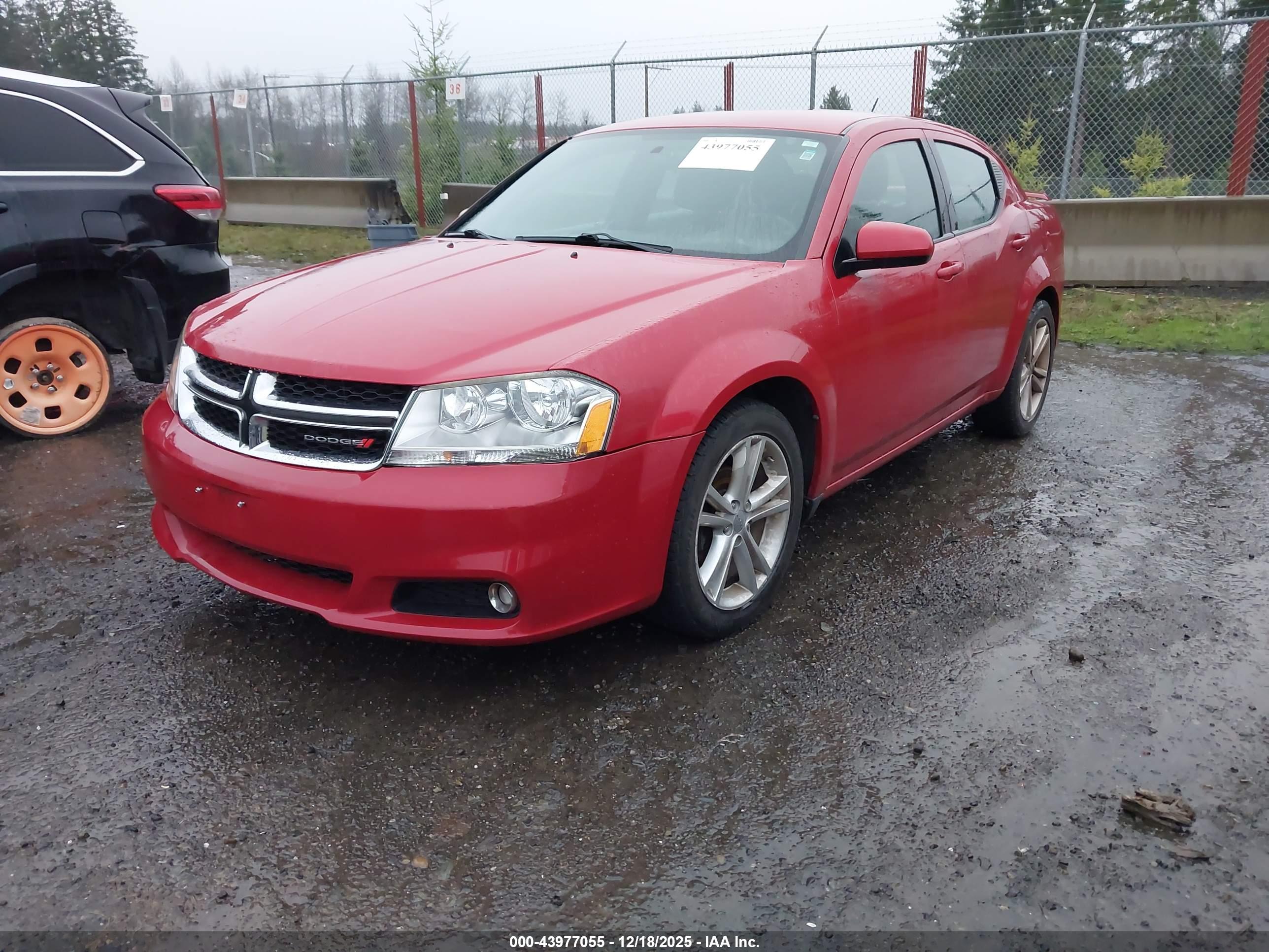 DODGE AVENGER image 2