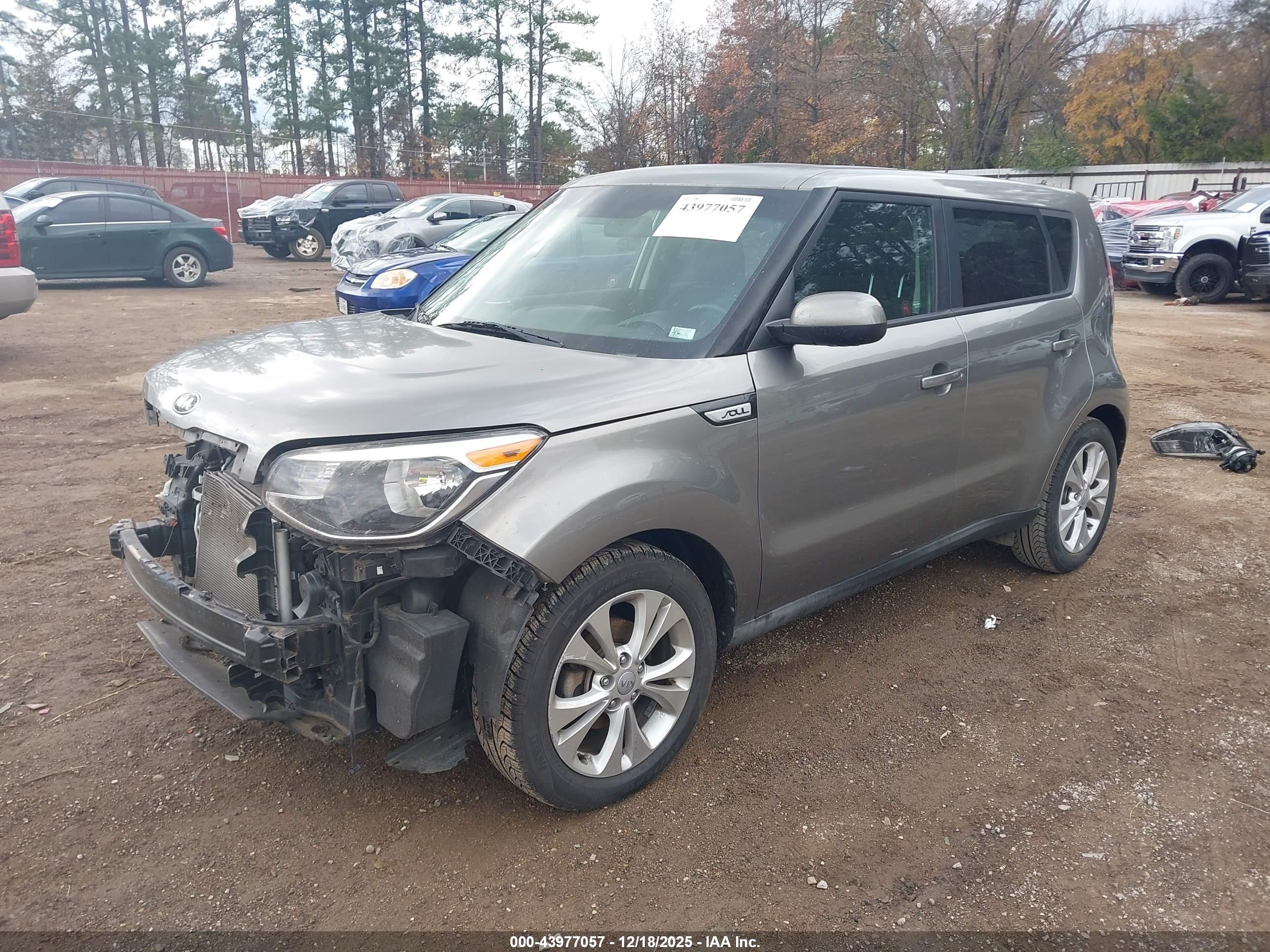KIA SOUL image 2
