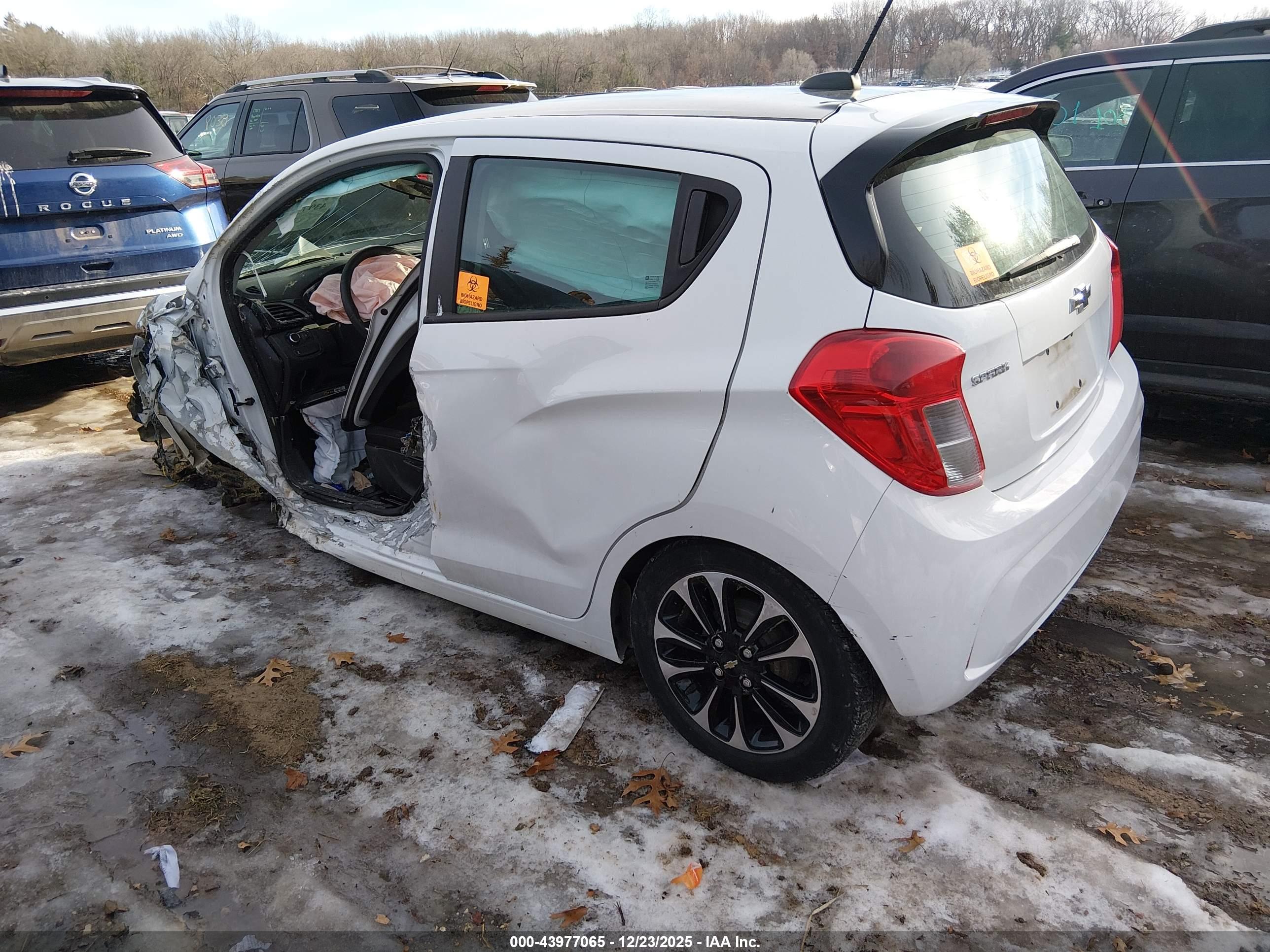 CHEVROLET SPARK image 3
