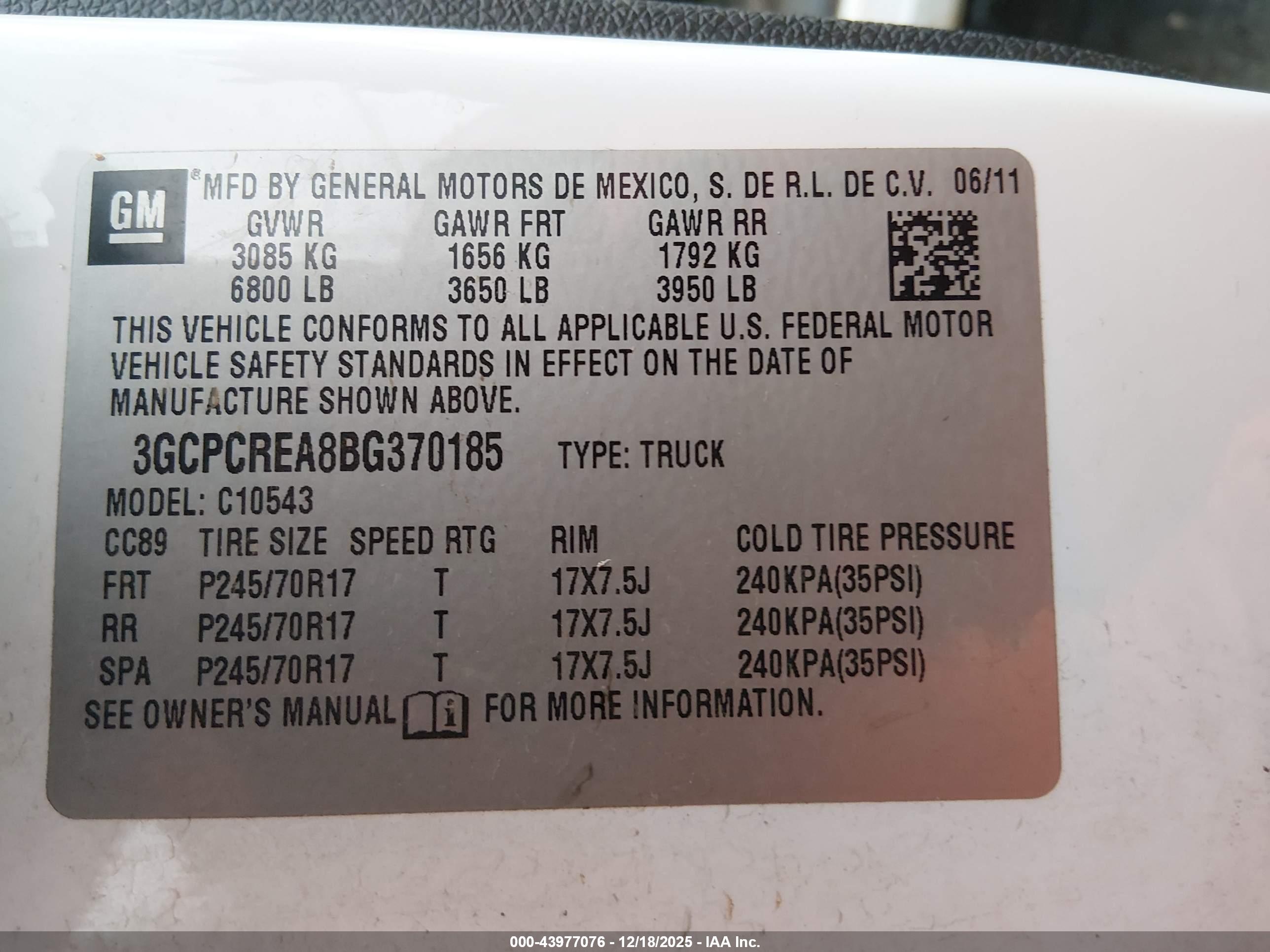 CHEVROLET SILVERADO image 9
