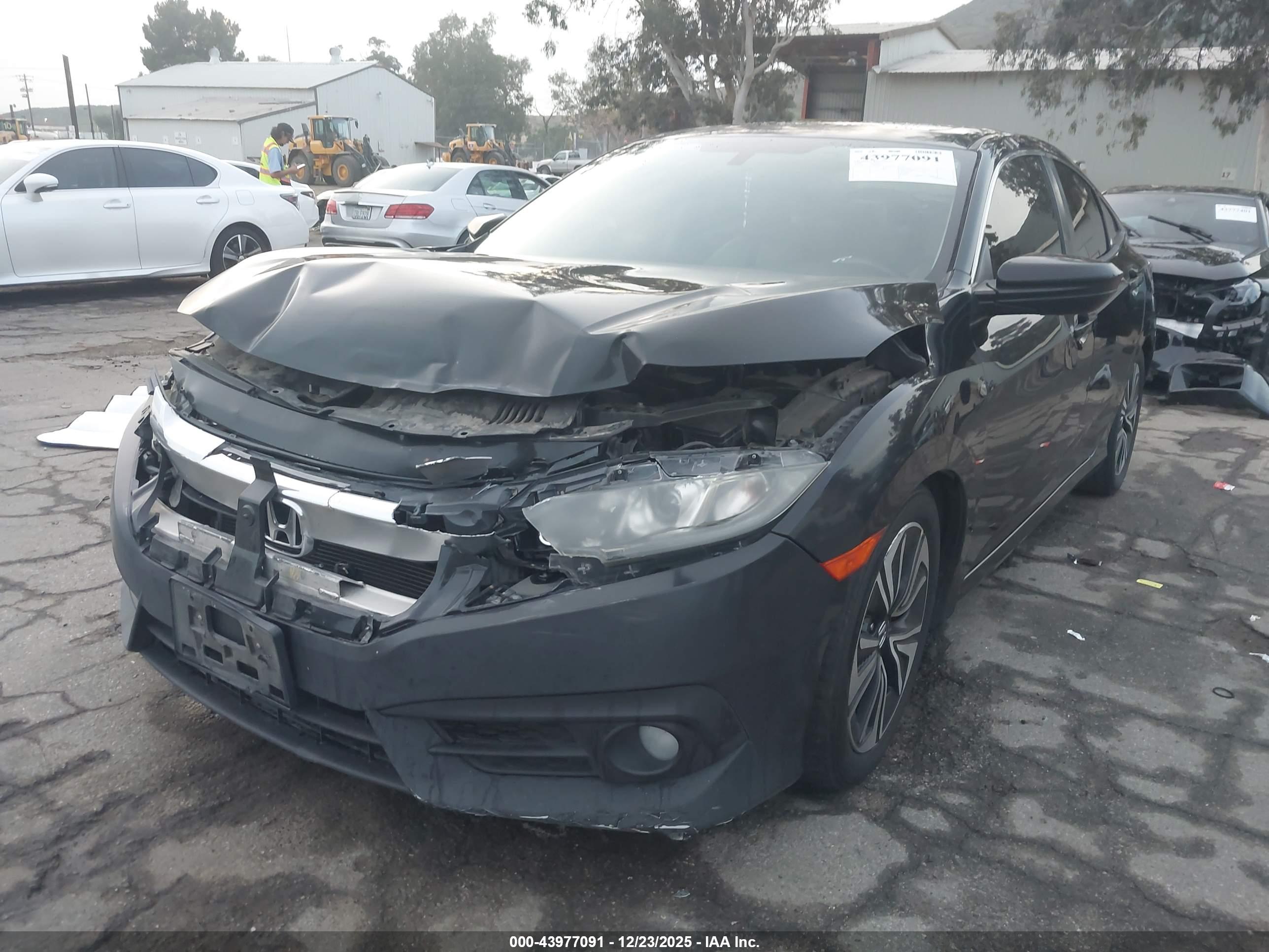HONDA CIVIC image 2