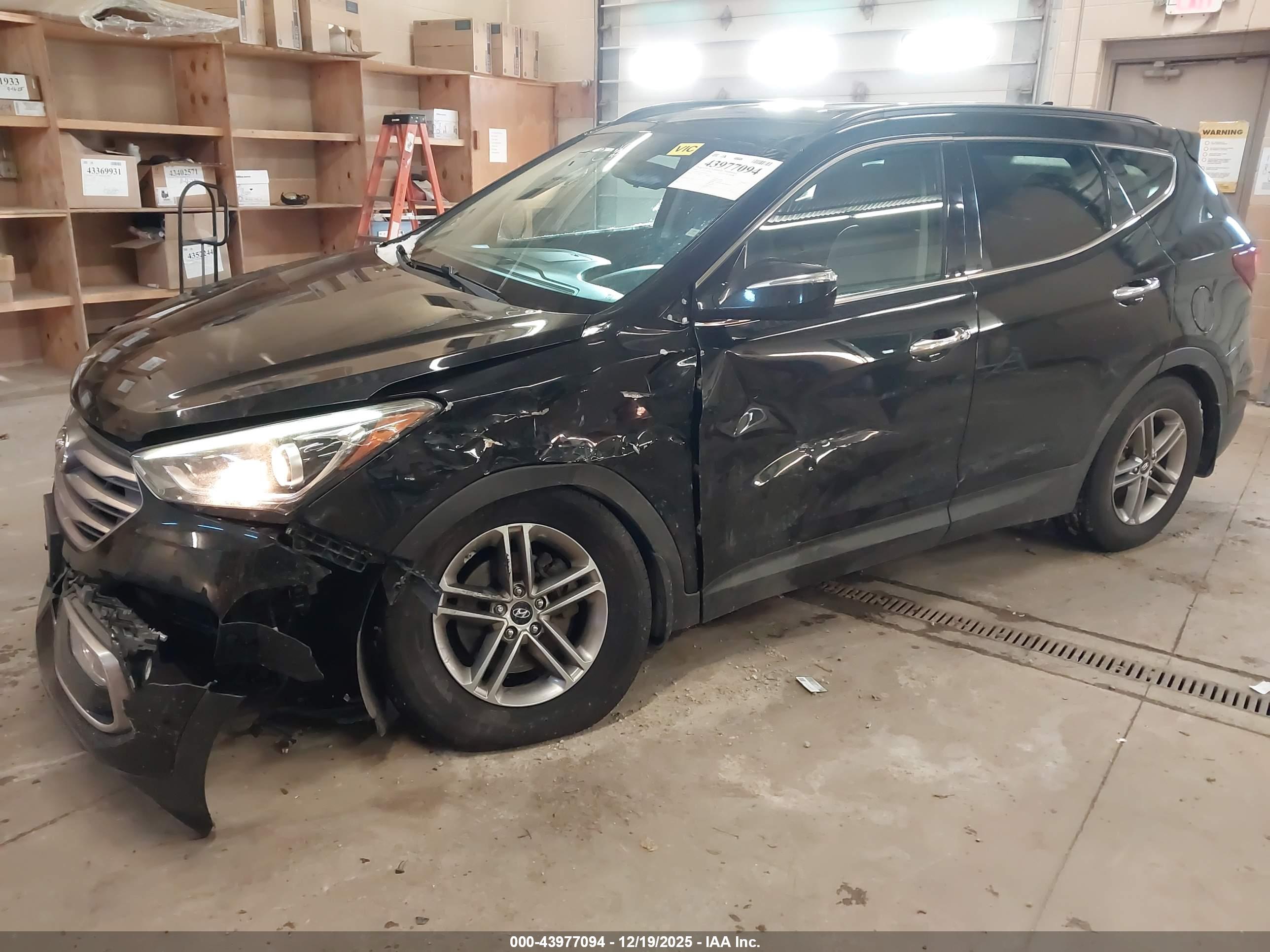 HYUNDAI SANTA image 2