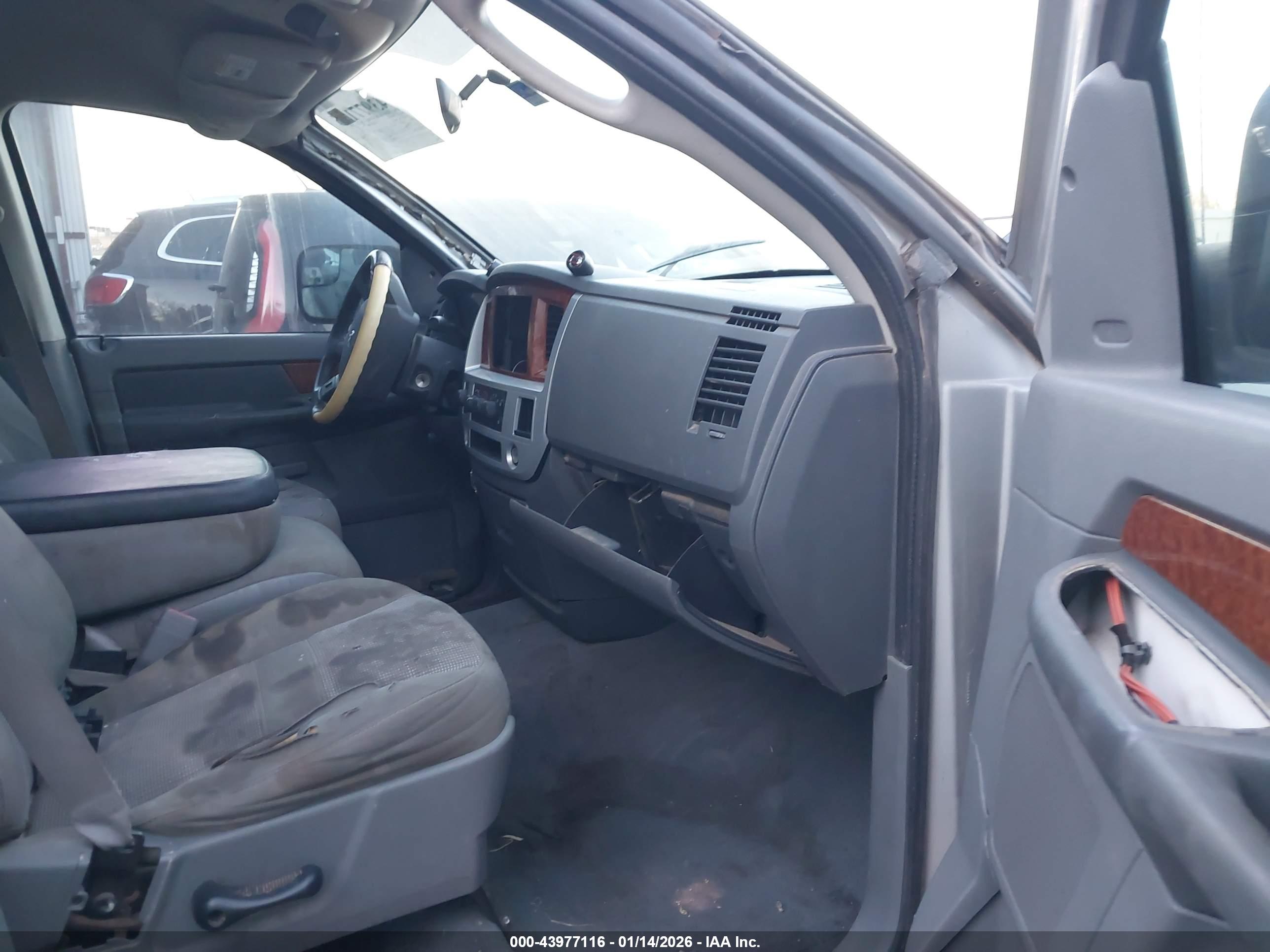 DODGE RAM image 5