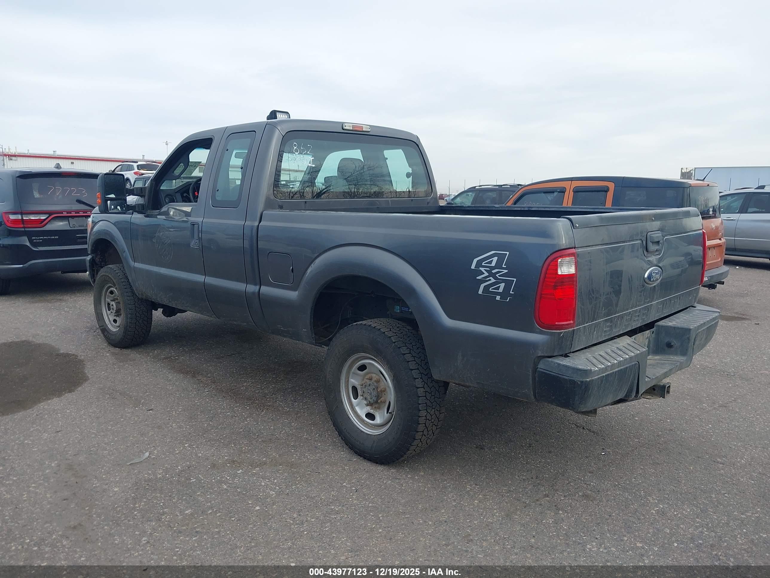 FORD F-250 image 3