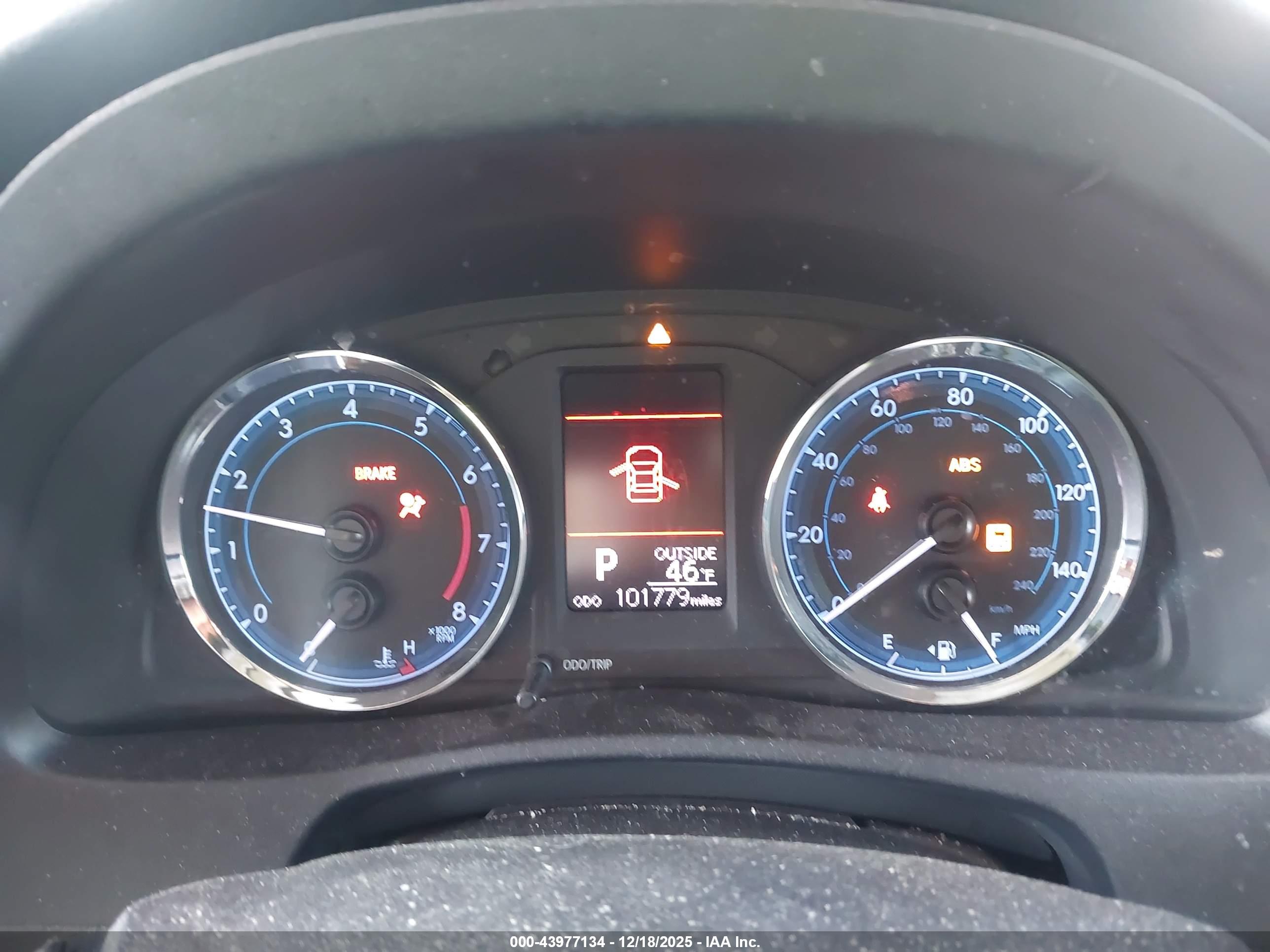 TOYOTA COROLLA image 7