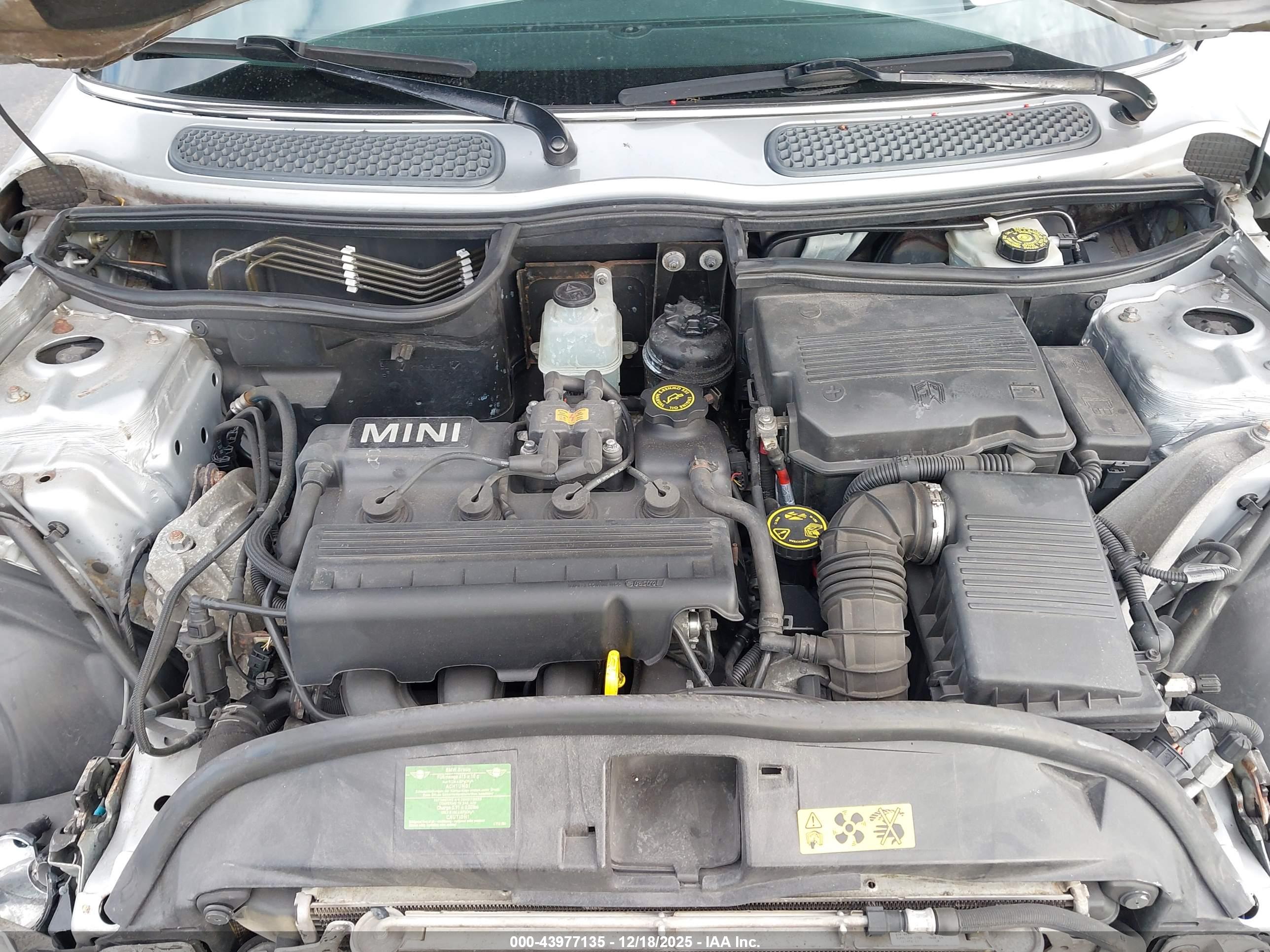 MINI COOPER image 10