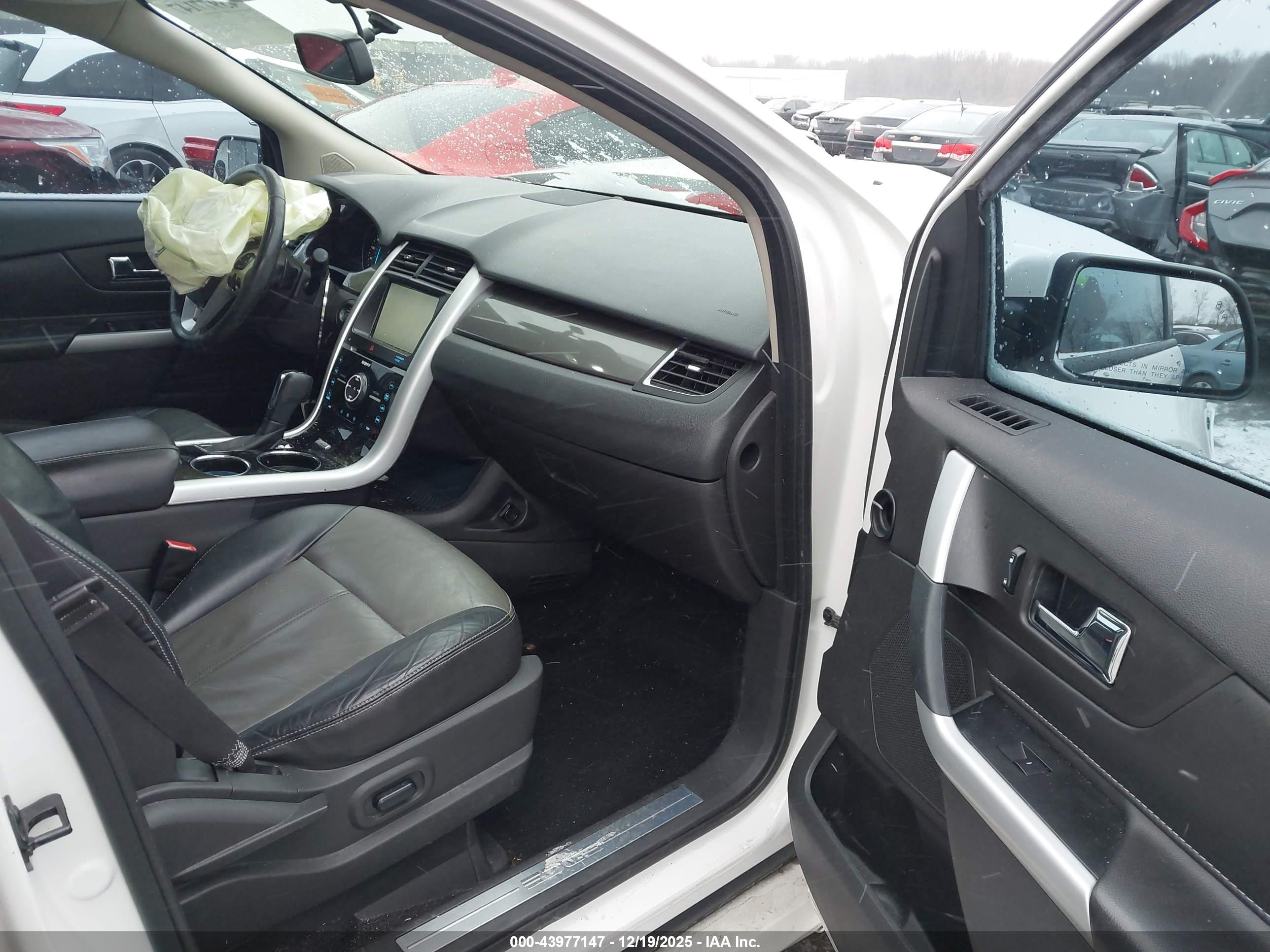 FORD EDGE image 5