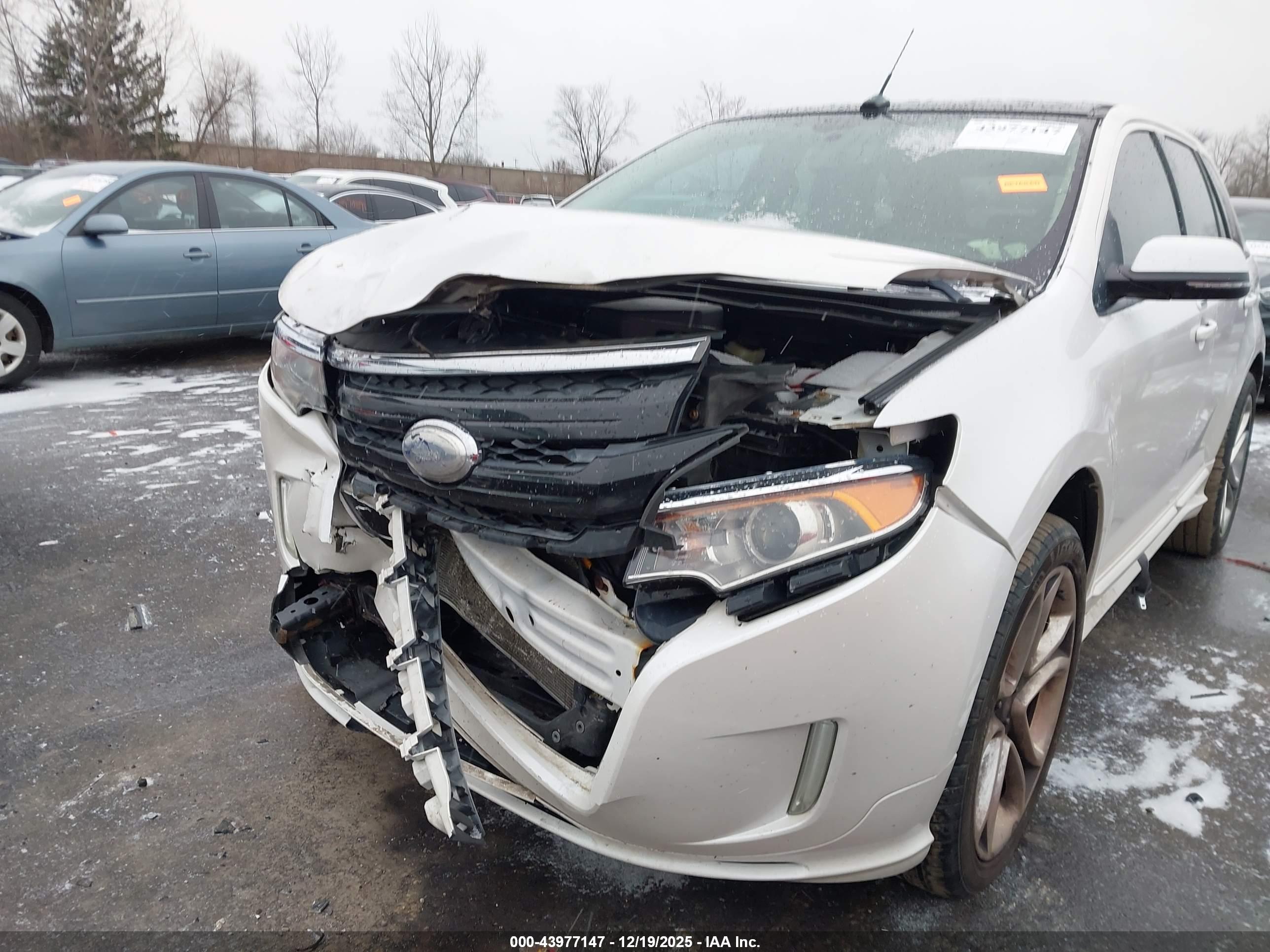 FORD EDGE image 6