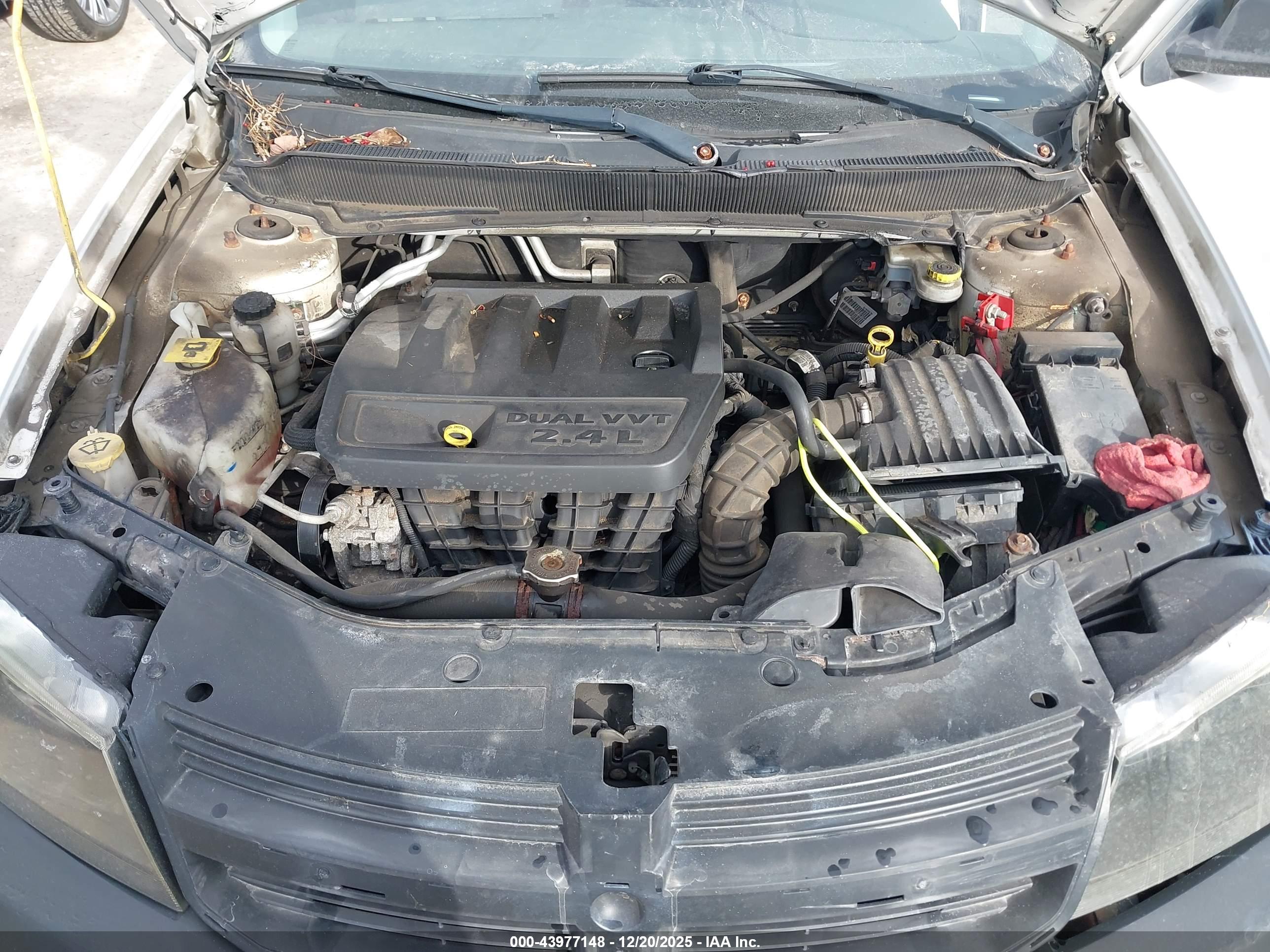DODGE AVENGER image 10