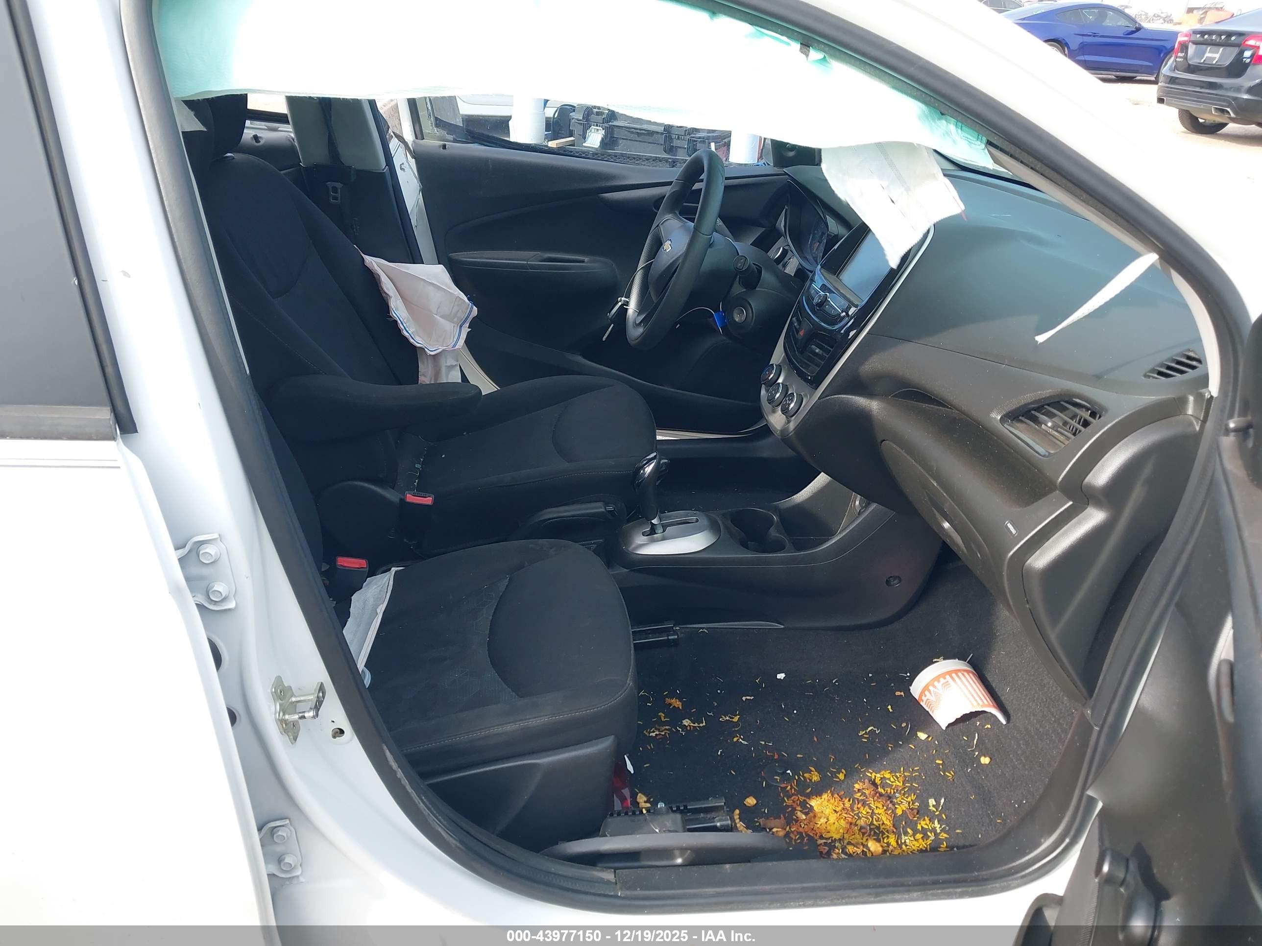 CHEVROLET SPARK image 5