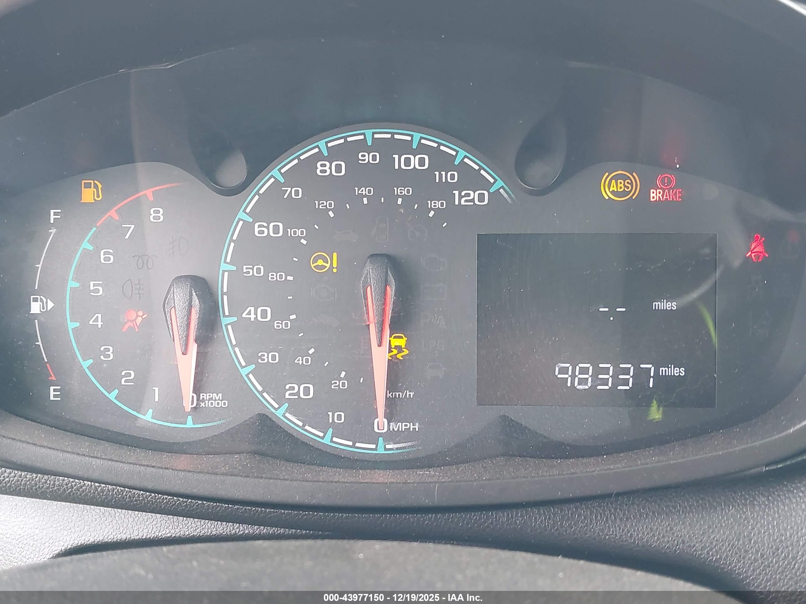 CHEVROLET SPARK image 7