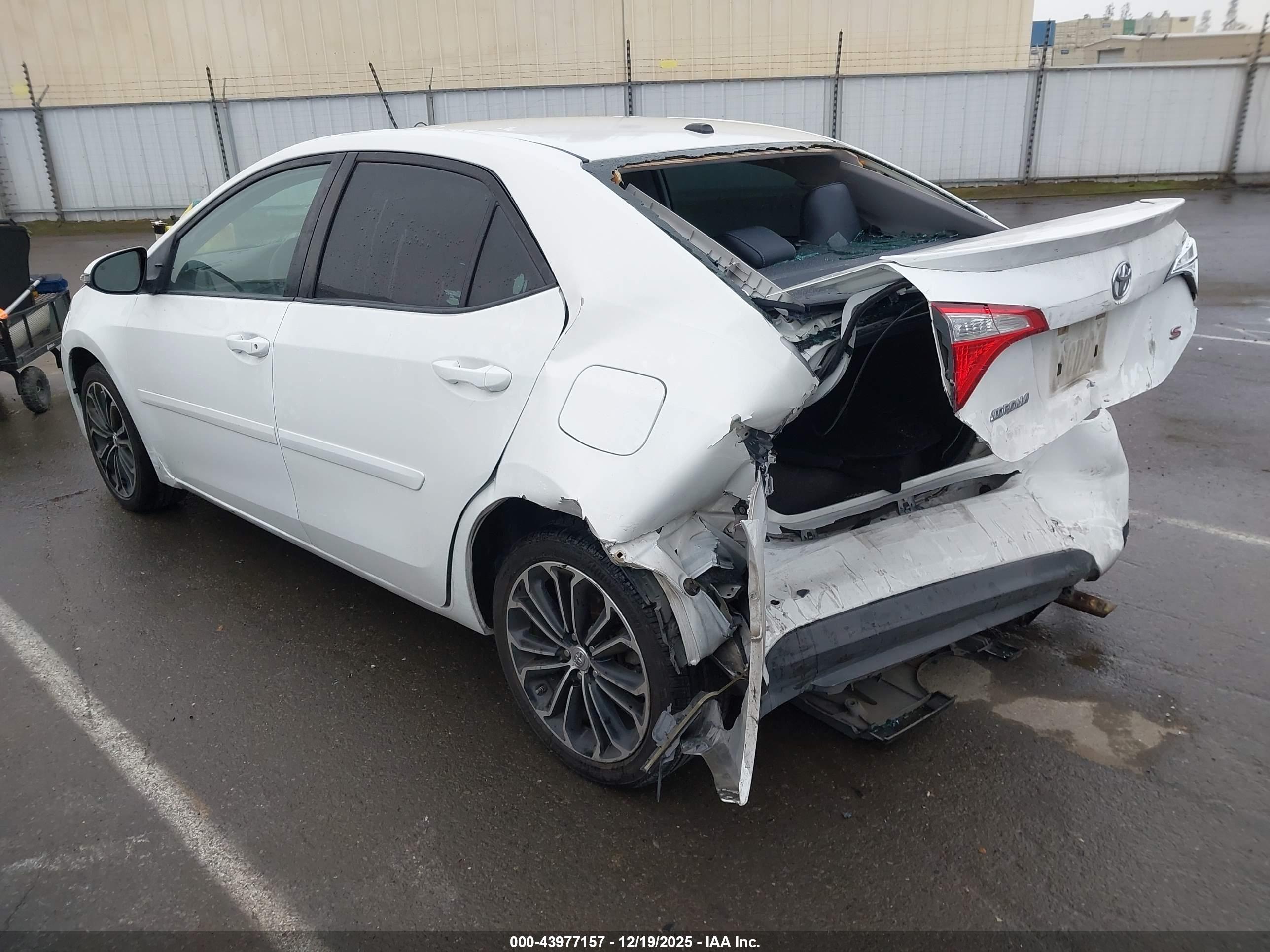 TOYOTA COROLLA image 3
