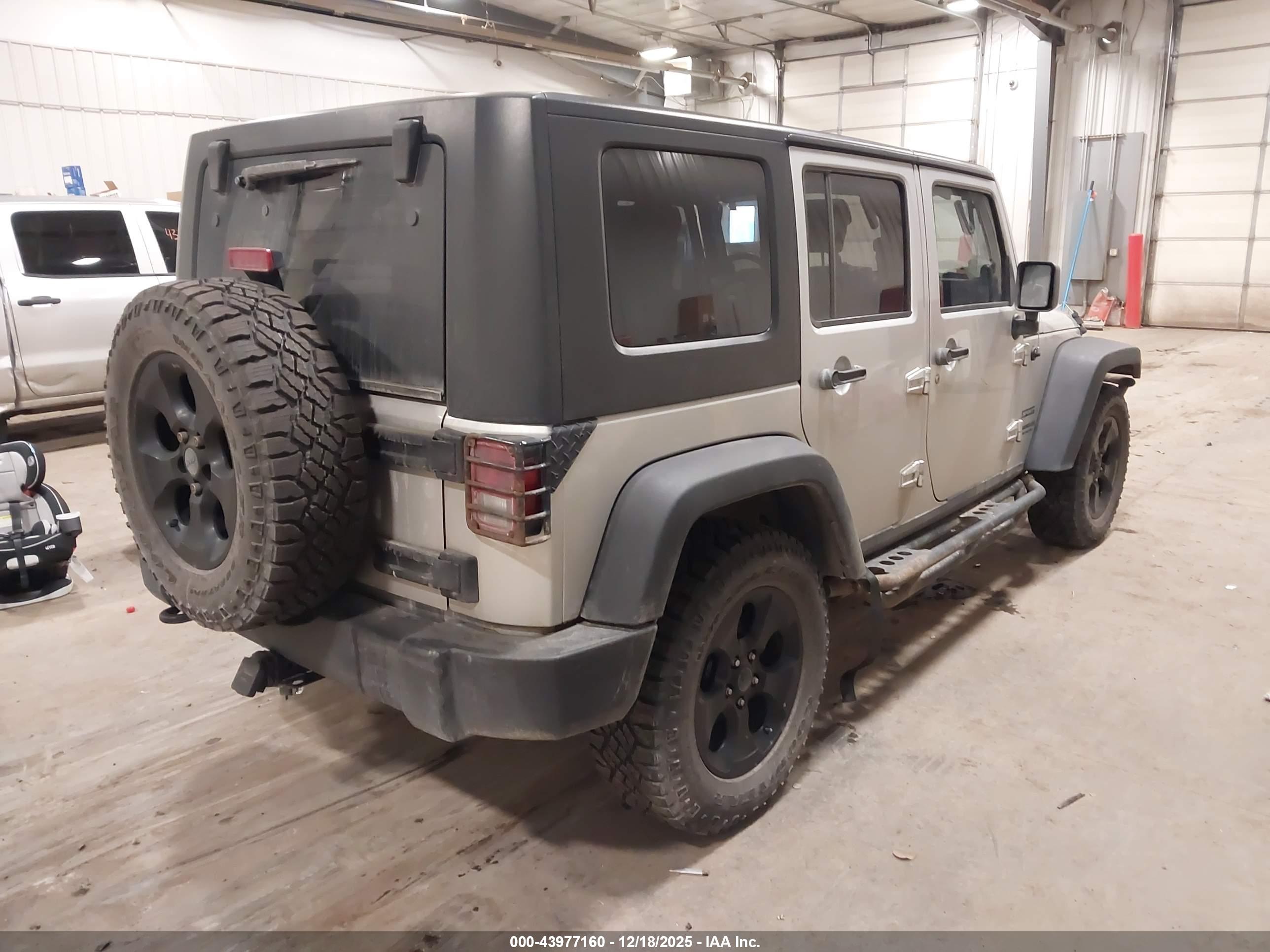 JEEP WRANGLER image 4