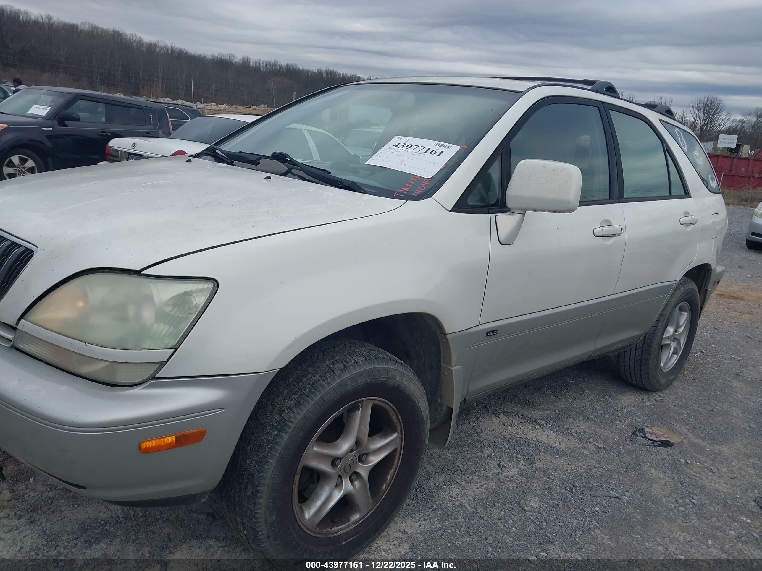 LEXUS RX image 2