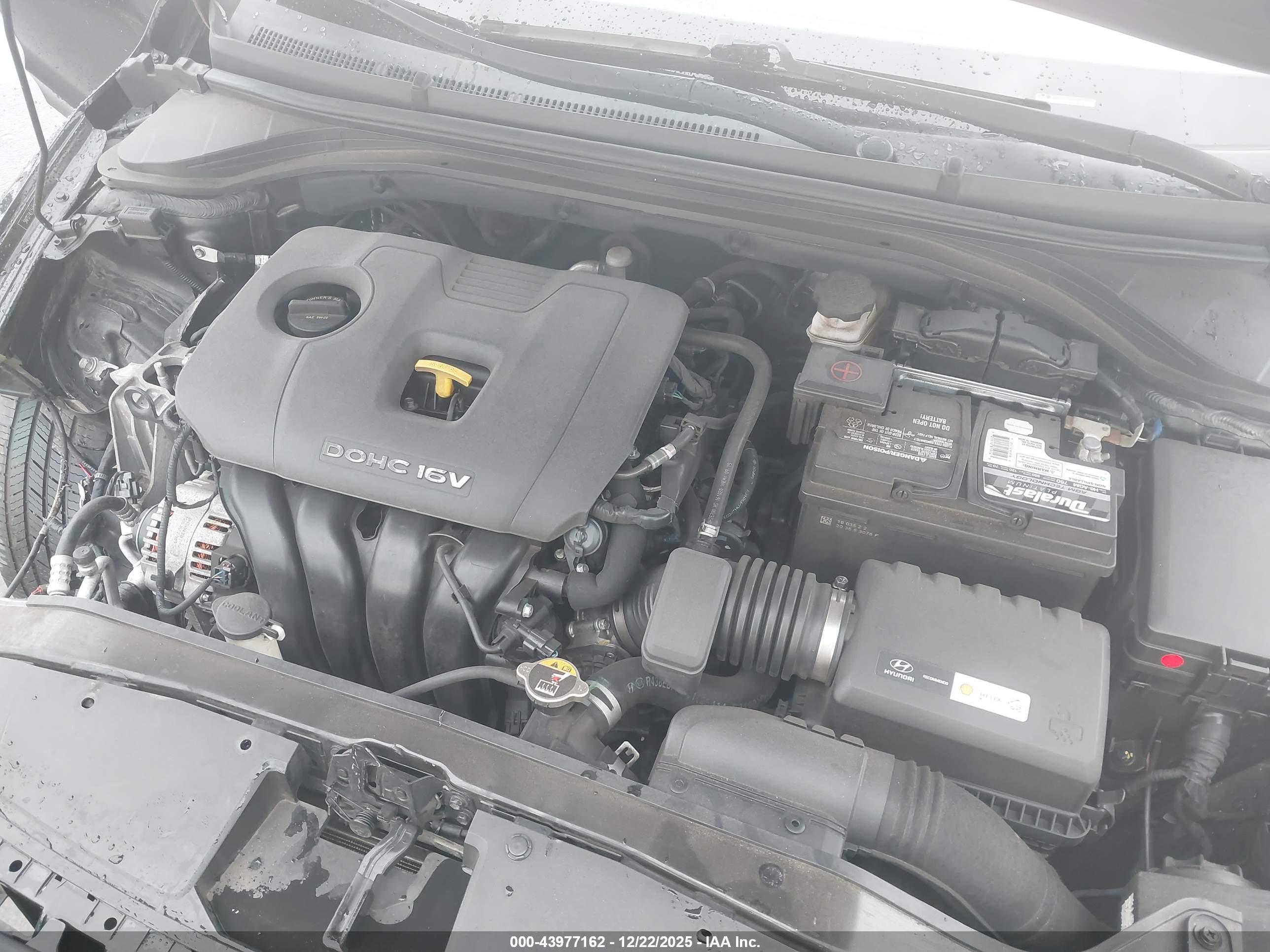 HYUNDAI ELANTRA image 10