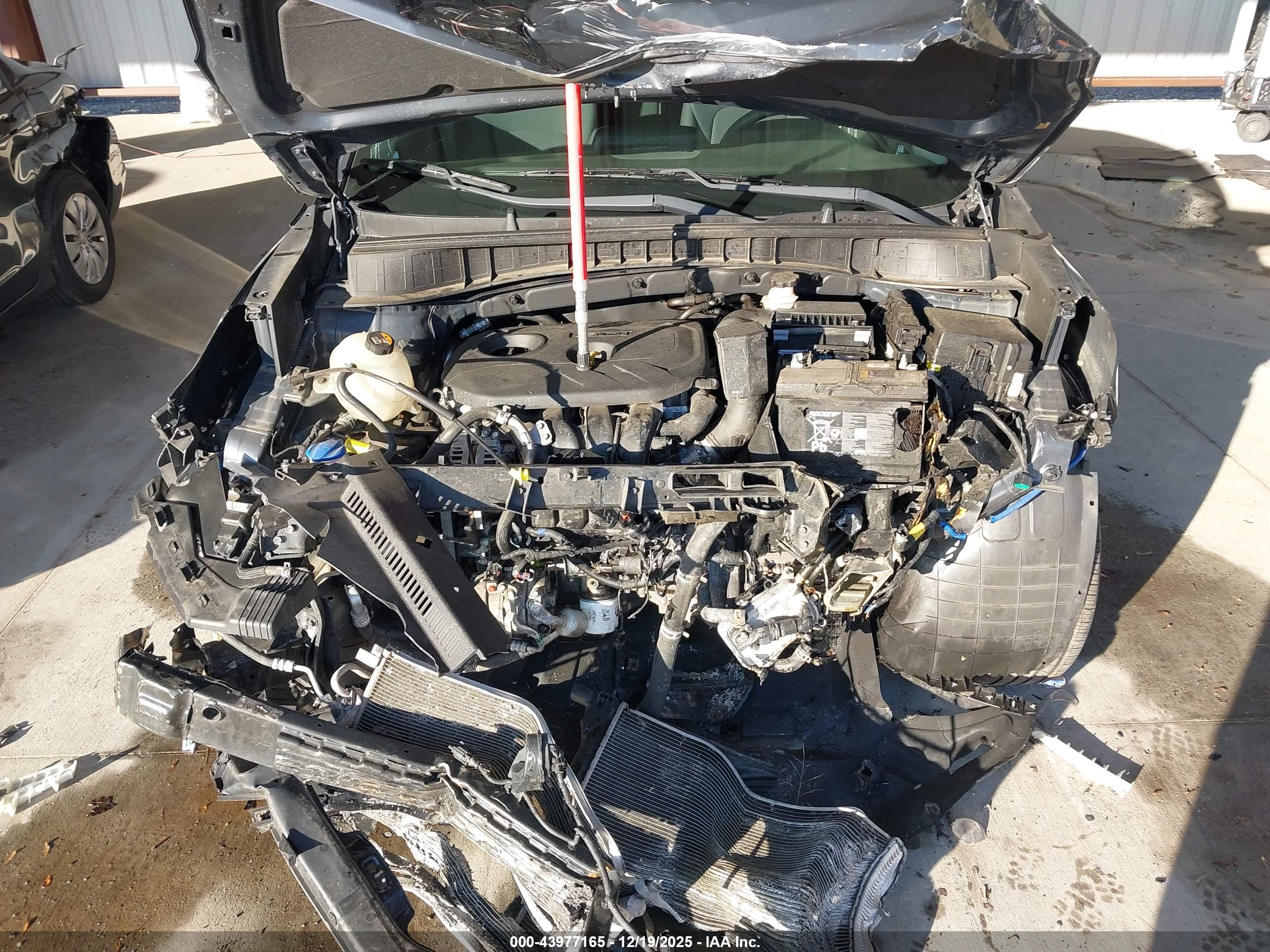 HYUNDAI TUCSON image 10