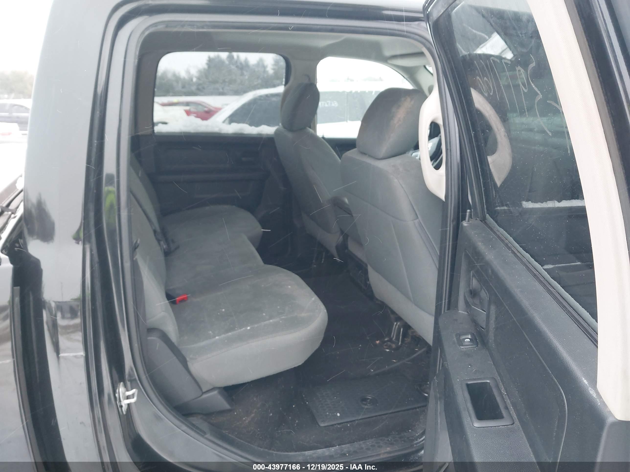 RAM 1500 image 8