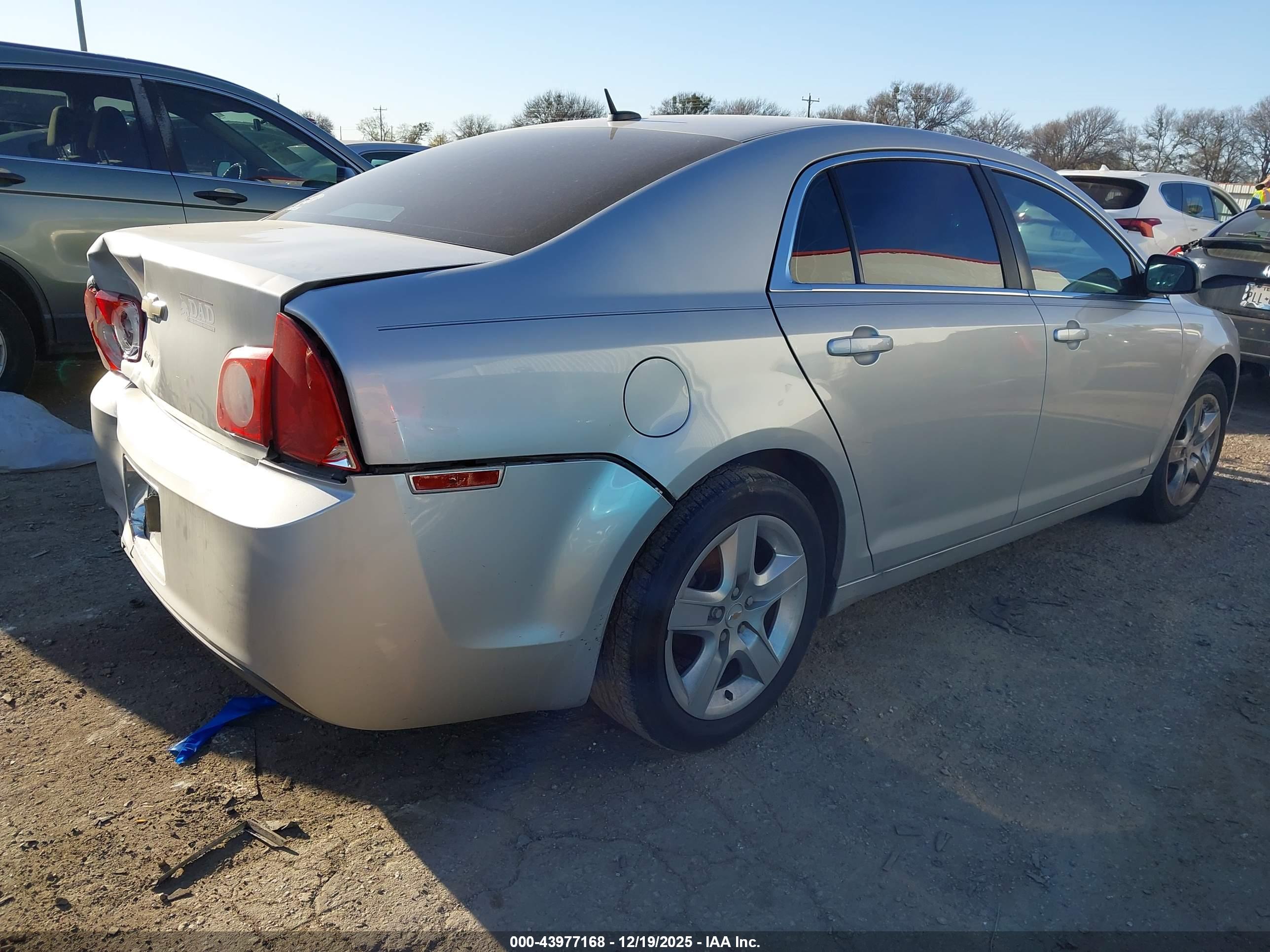 CHEVROLET MALIBU image 4