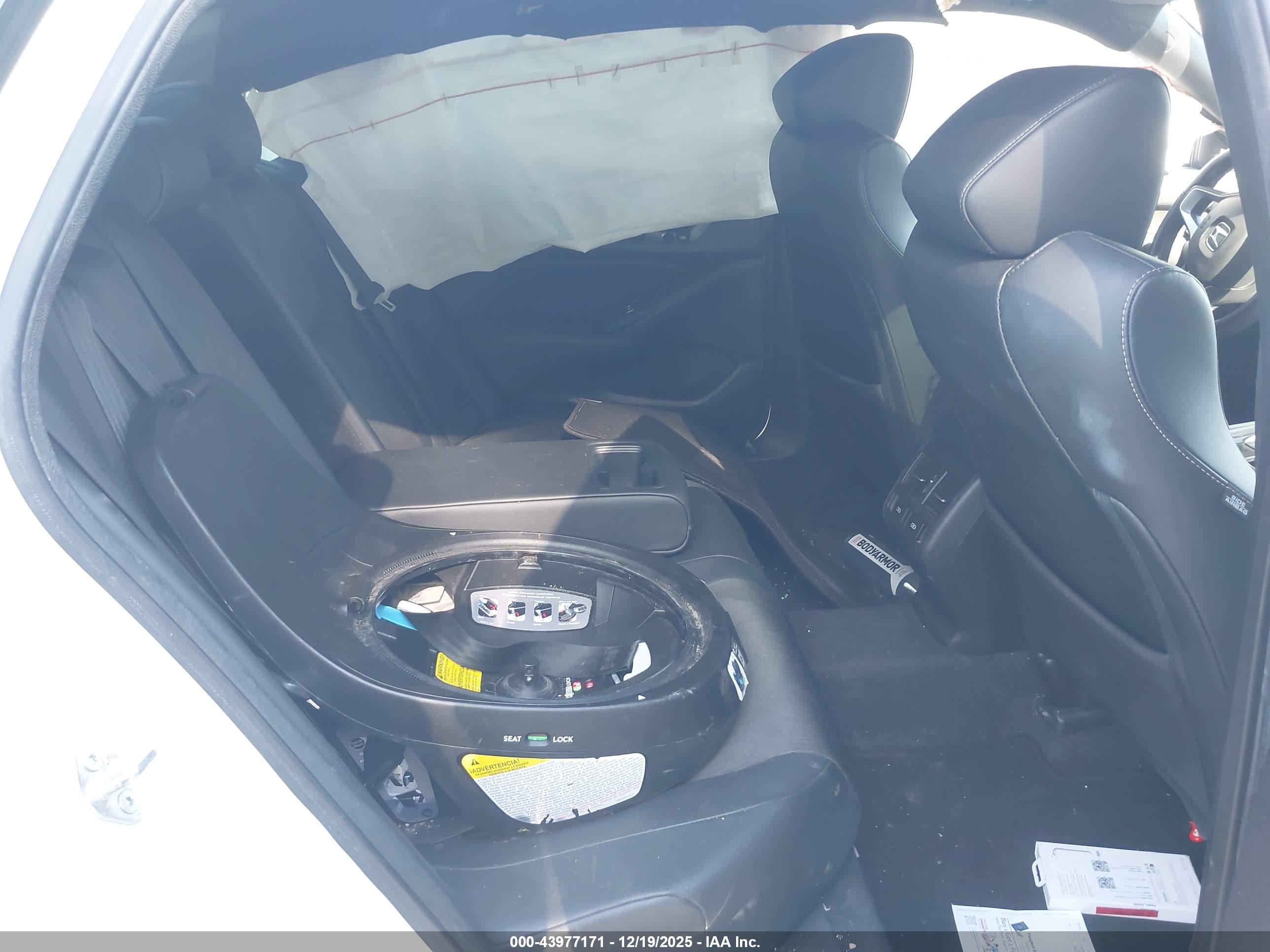 HONDA ACCORD image 8