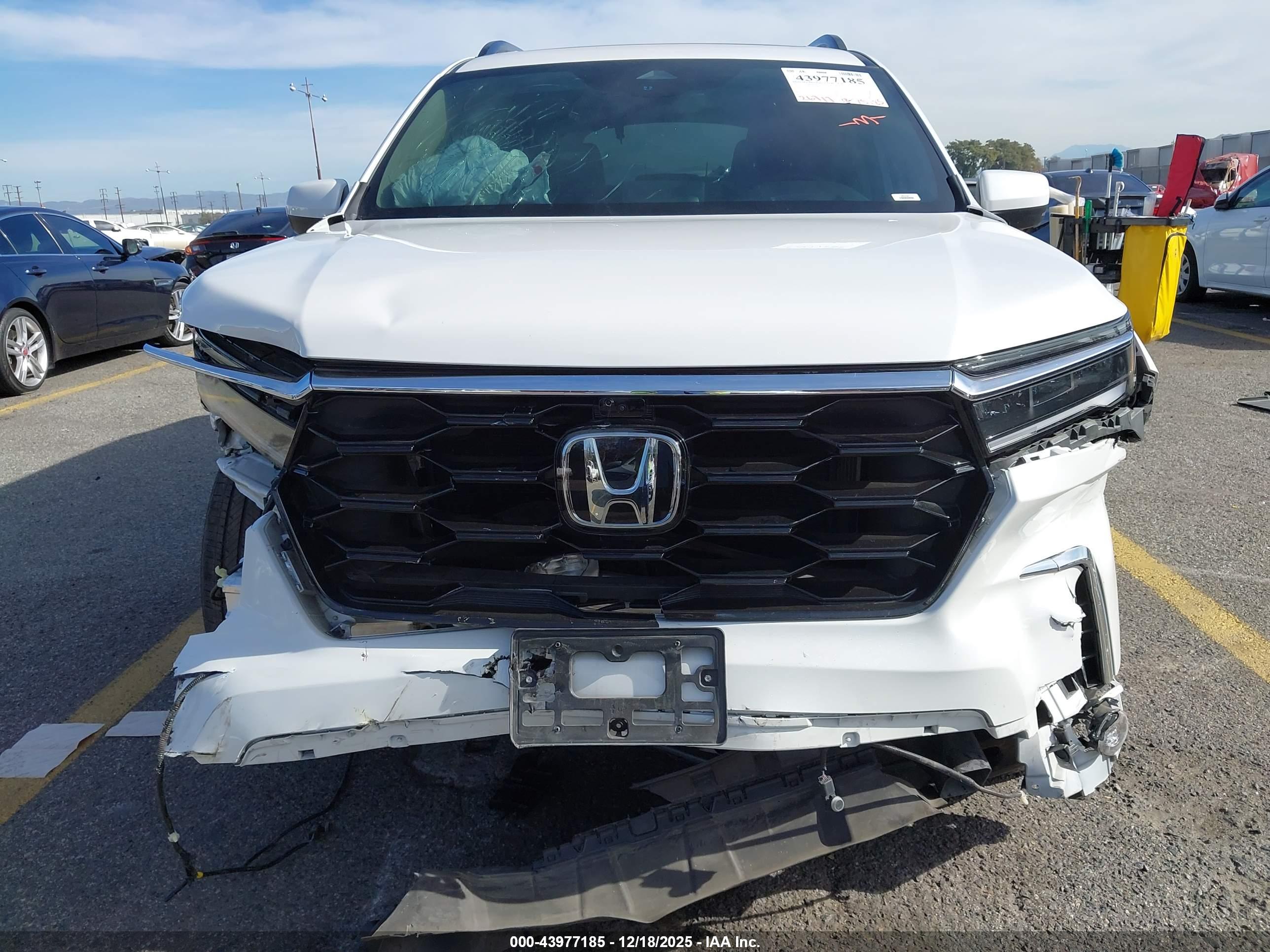 HONDA PILOT image 6