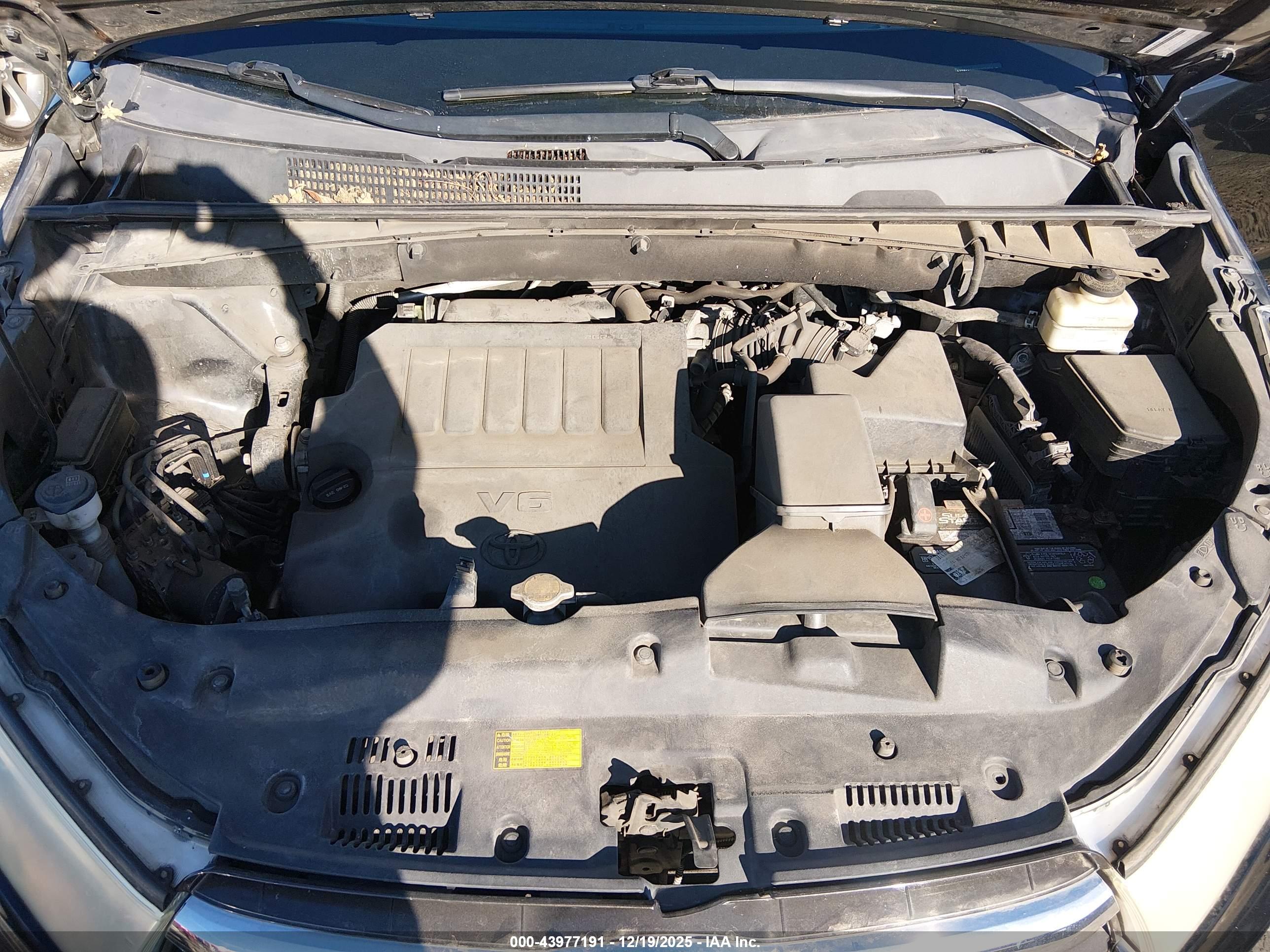 TOYOTA HIGHLANDER image 10