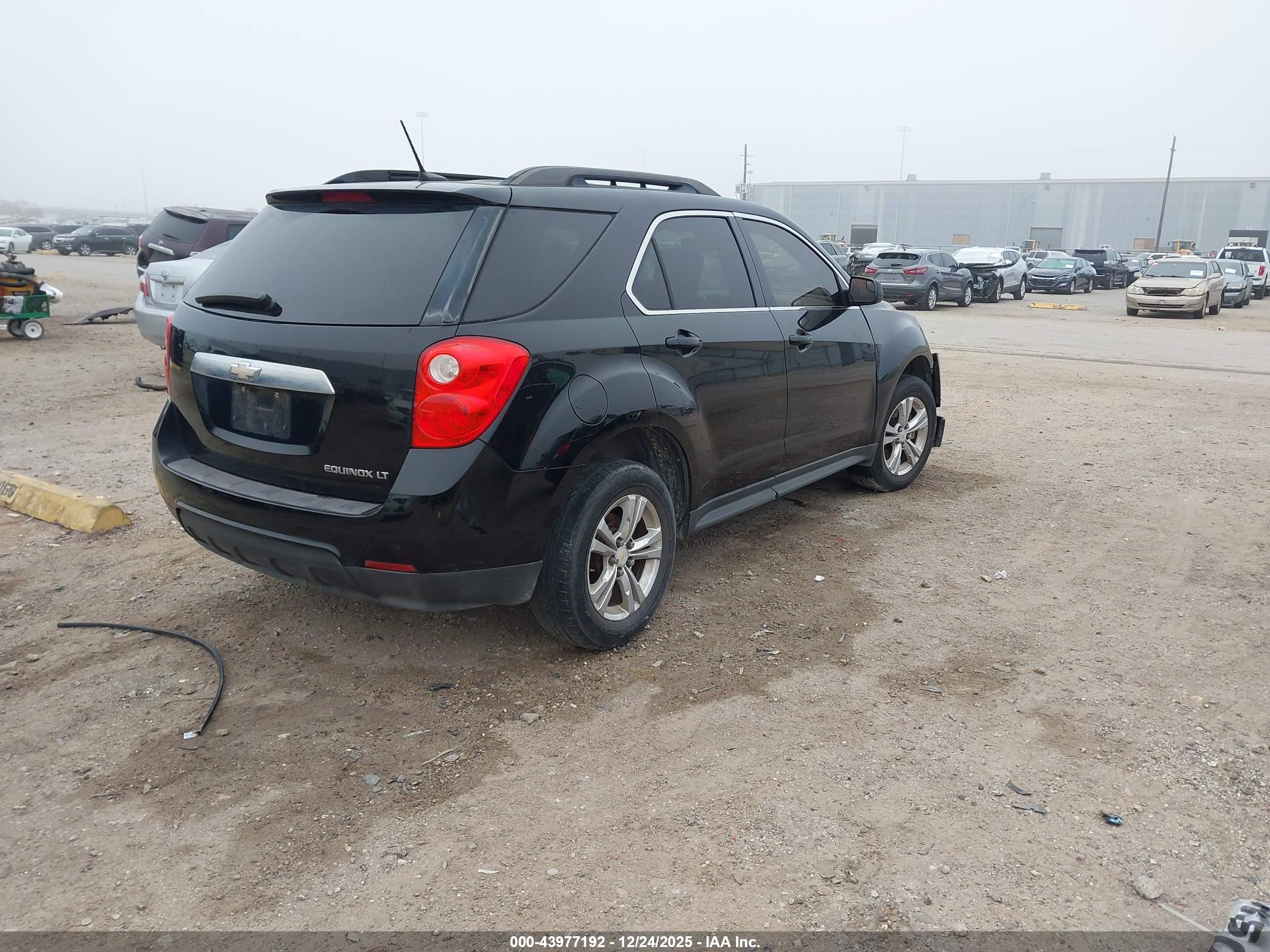CHEVROLET EQUINOX image 4
