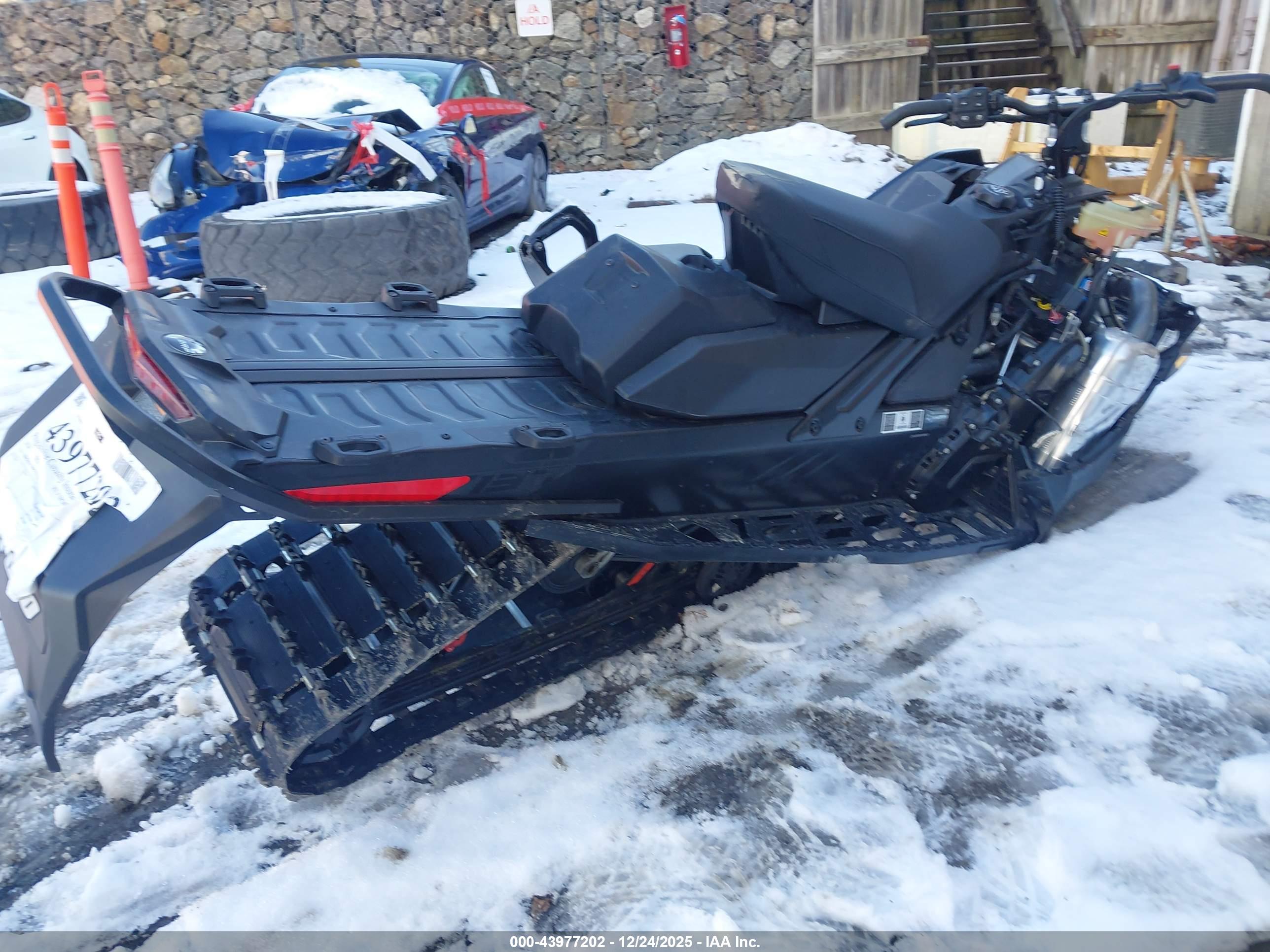 SKI-DOO MX image 4